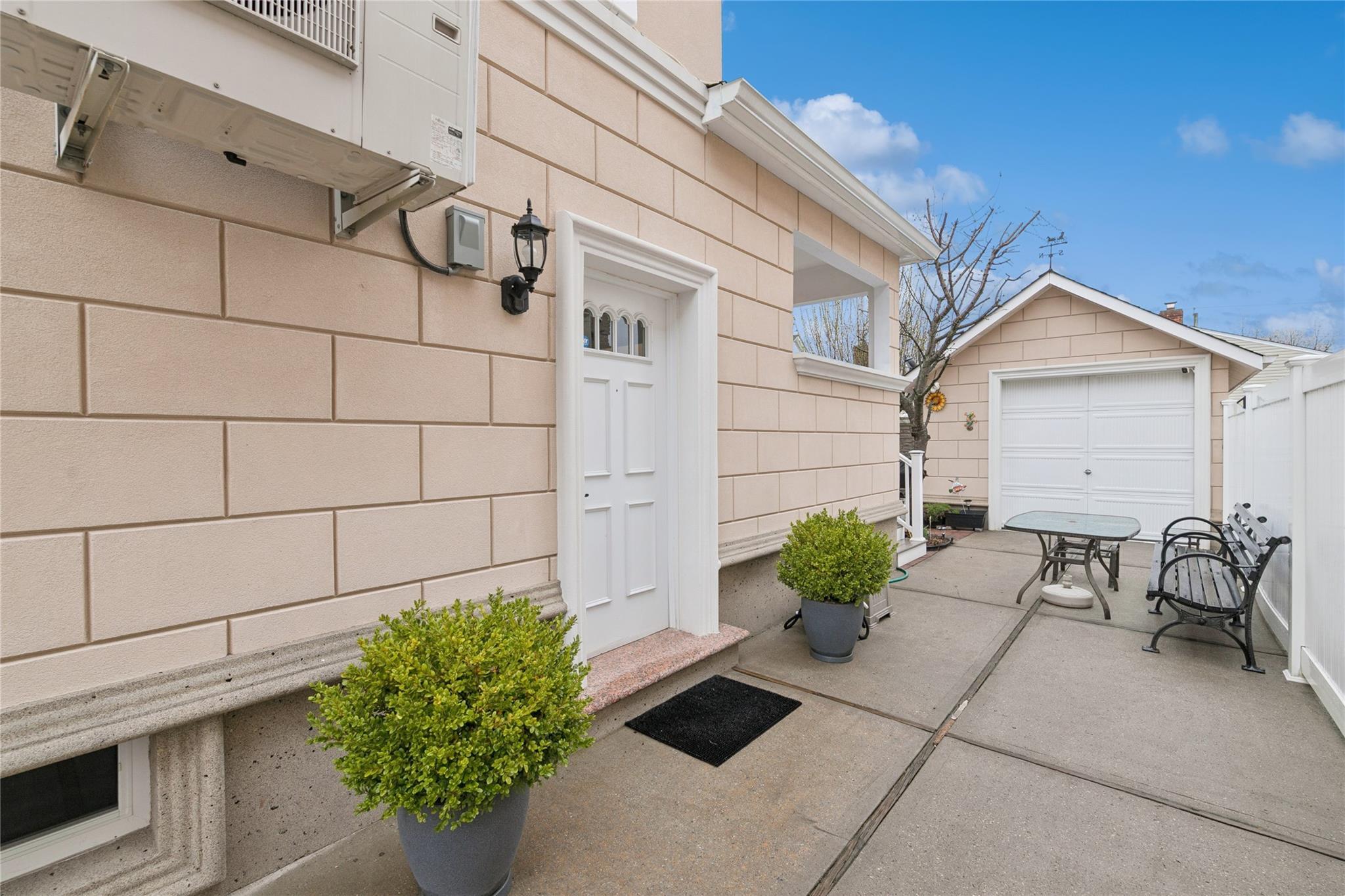 Single Family 258th  Queens, NY 11001, MLS-845726-30