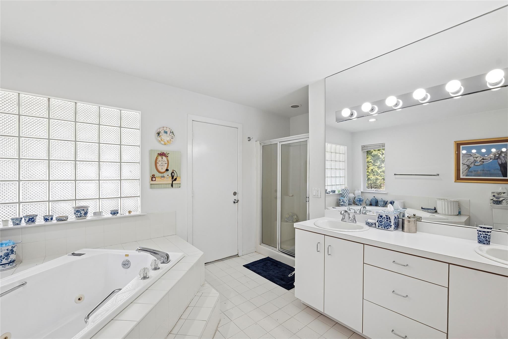 Single Family Becky's Path Suffolk County, NY 11932, MLS-845753-7