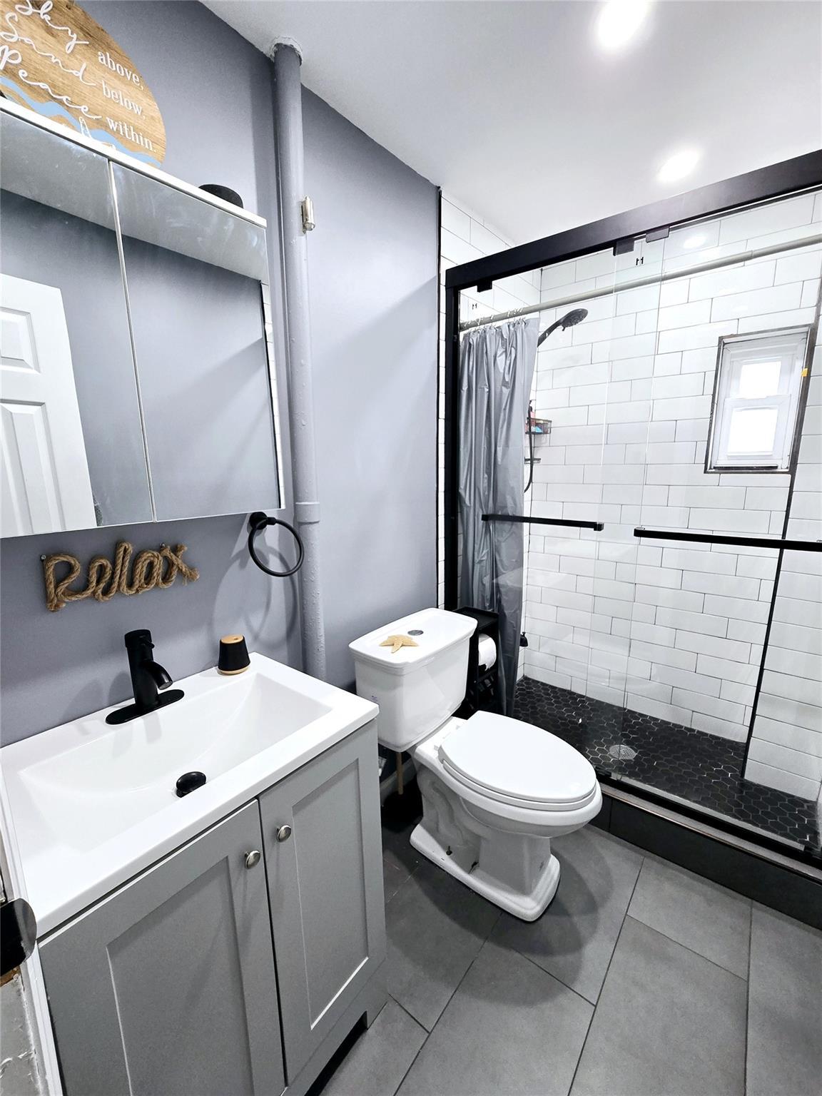 Single Family Sutter  Queens, NY 11417, MLS-845779-7
