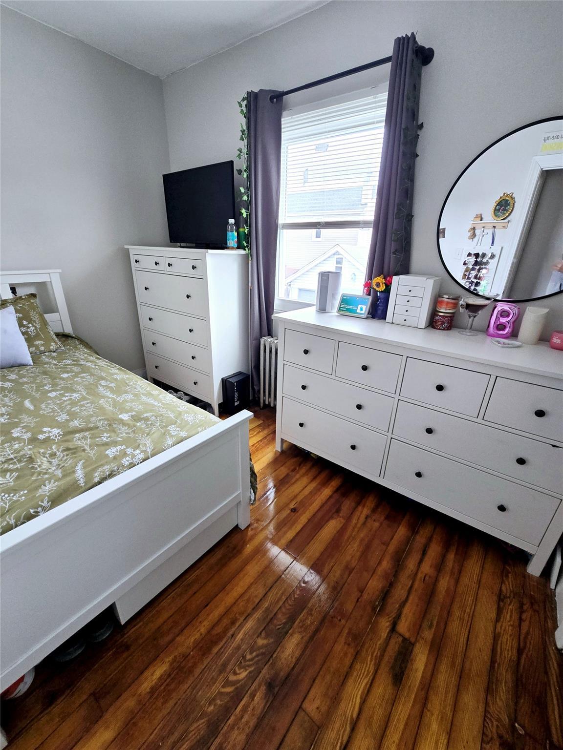 Single Family Sutter  Queens, NY 11417, MLS-845779-9