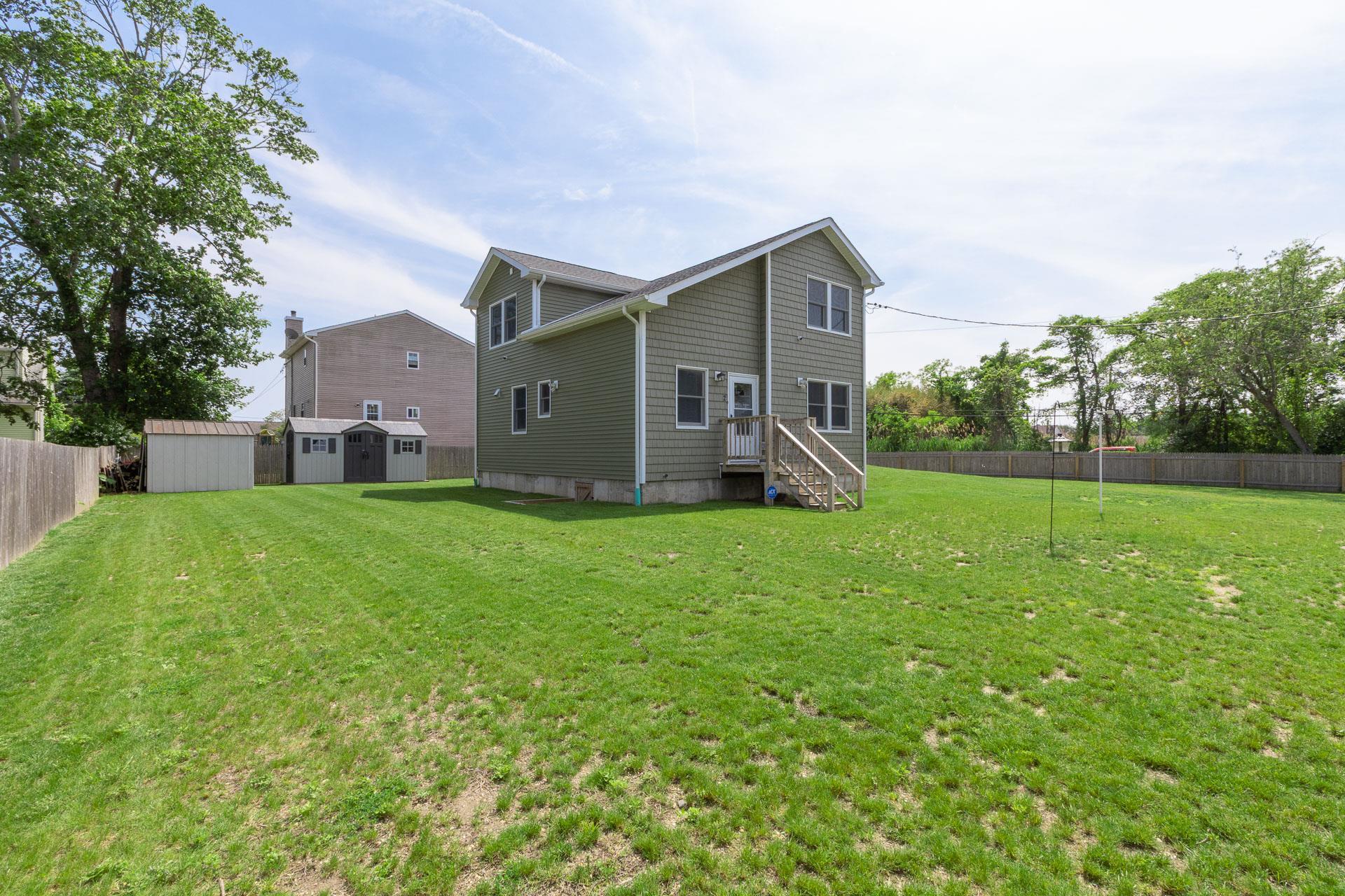 Single Family Lafayette  Suffolk County, NY 11967, MLS-845791-2