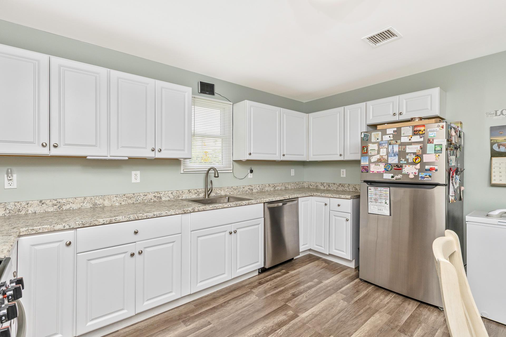 Single Family Lafayette  Suffolk County, NY 11967, MLS-845791-7