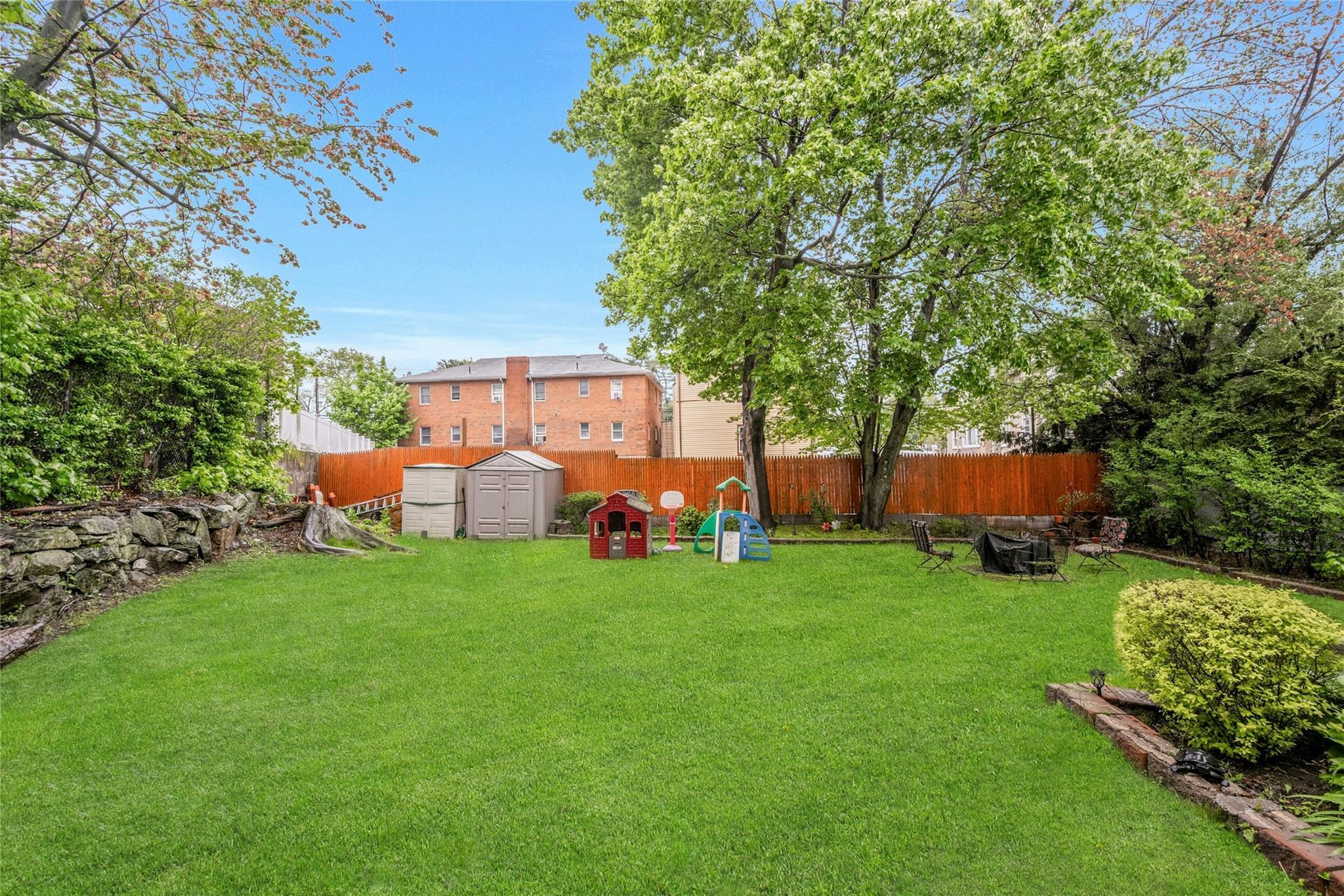 Single Family Hall  Westchester County, NY 10543, MLS-845802-24