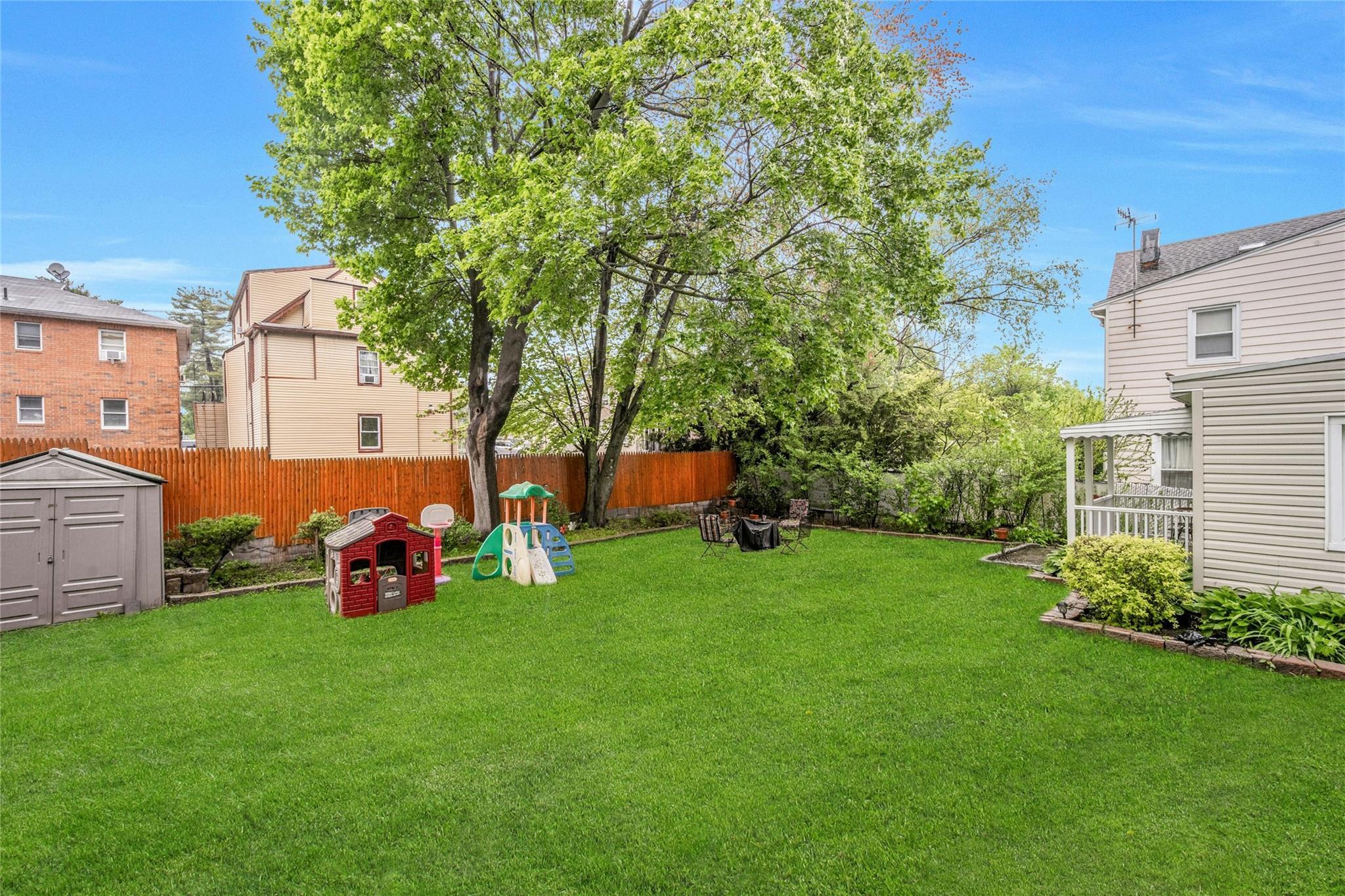 Single Family Hall  Westchester County, NY 10543, MLS-845802-27