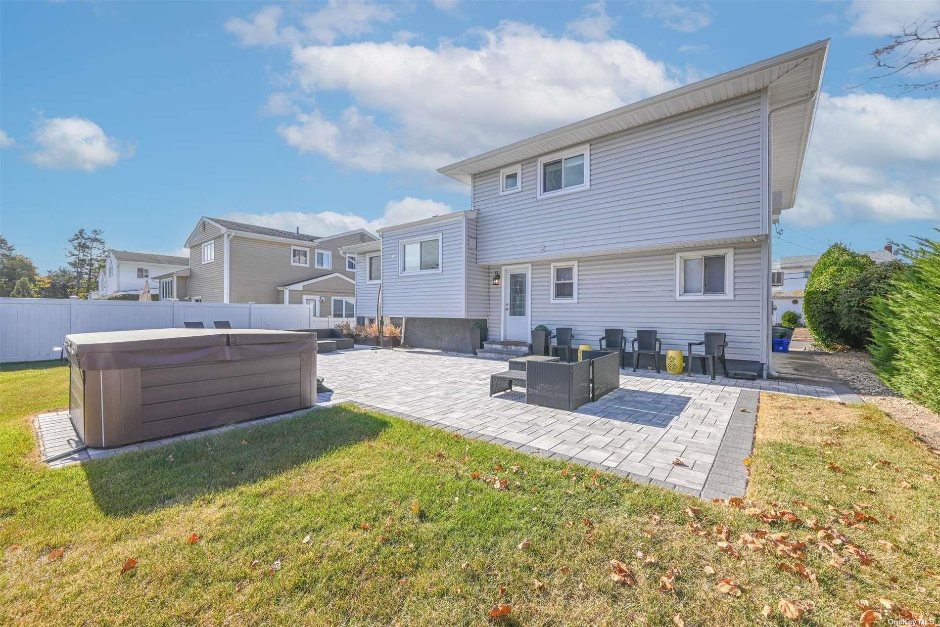 Single Family Howard  Nassau County, NY 11510, MLS-845860-23