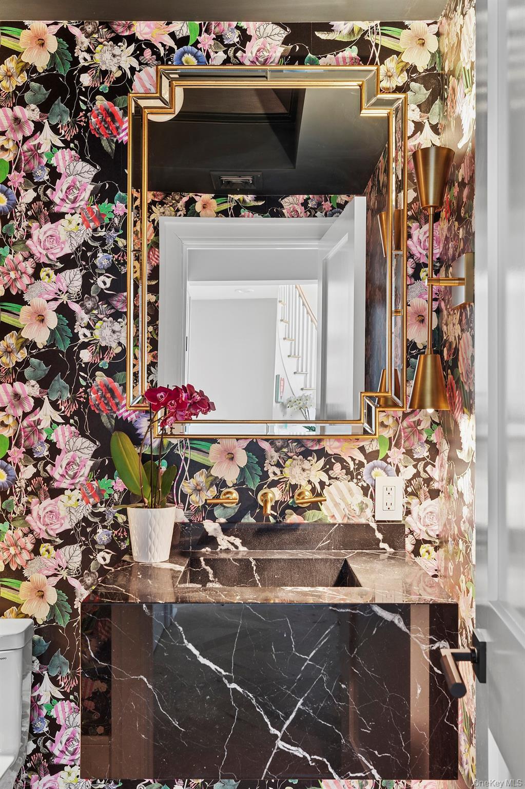 Single Family Pound Hollow Nassau County, NY 11545, MLS-845880-20