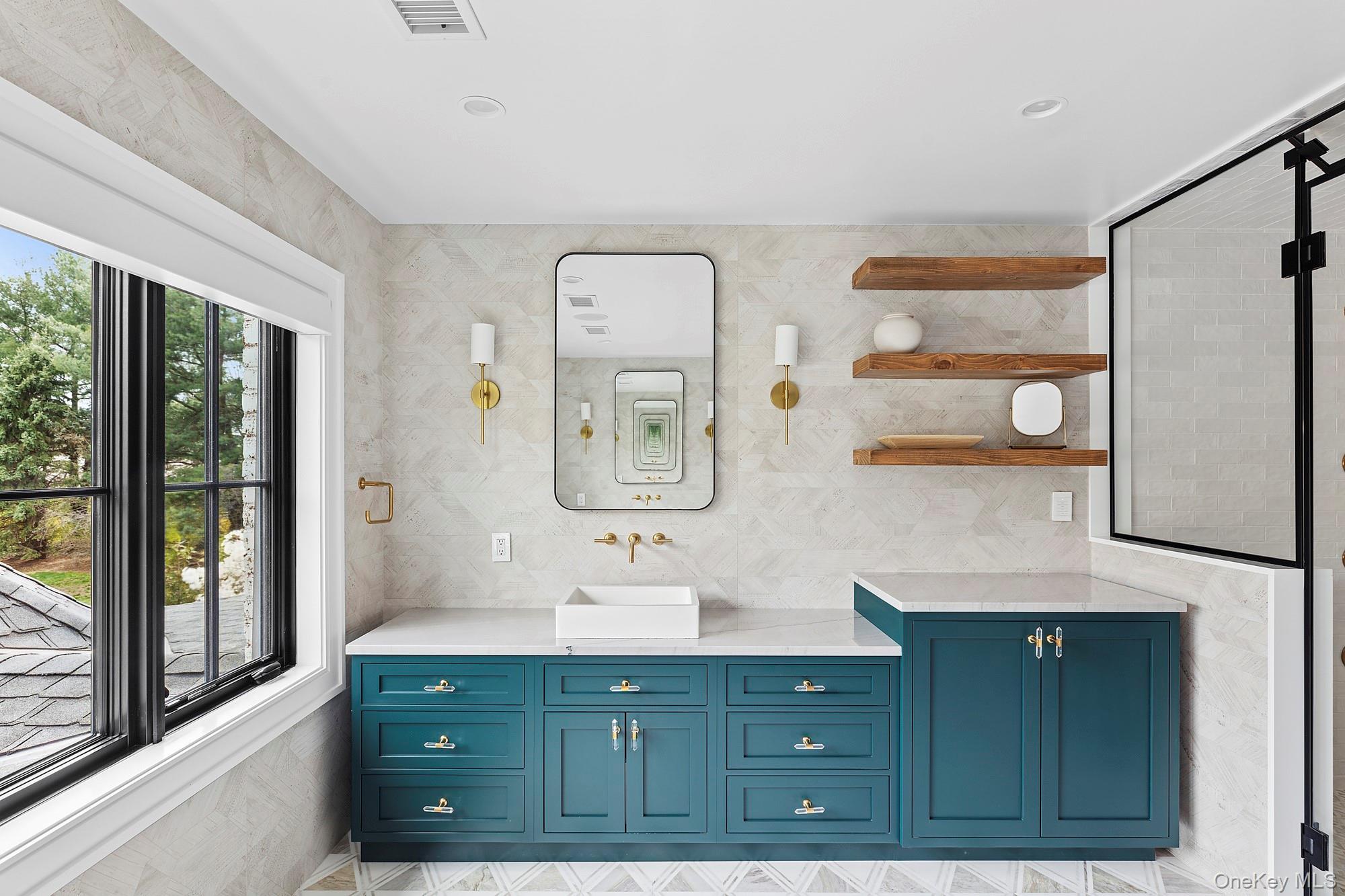 Single Family Pound Hollow Nassau County, NY 11545, MLS-845880-23