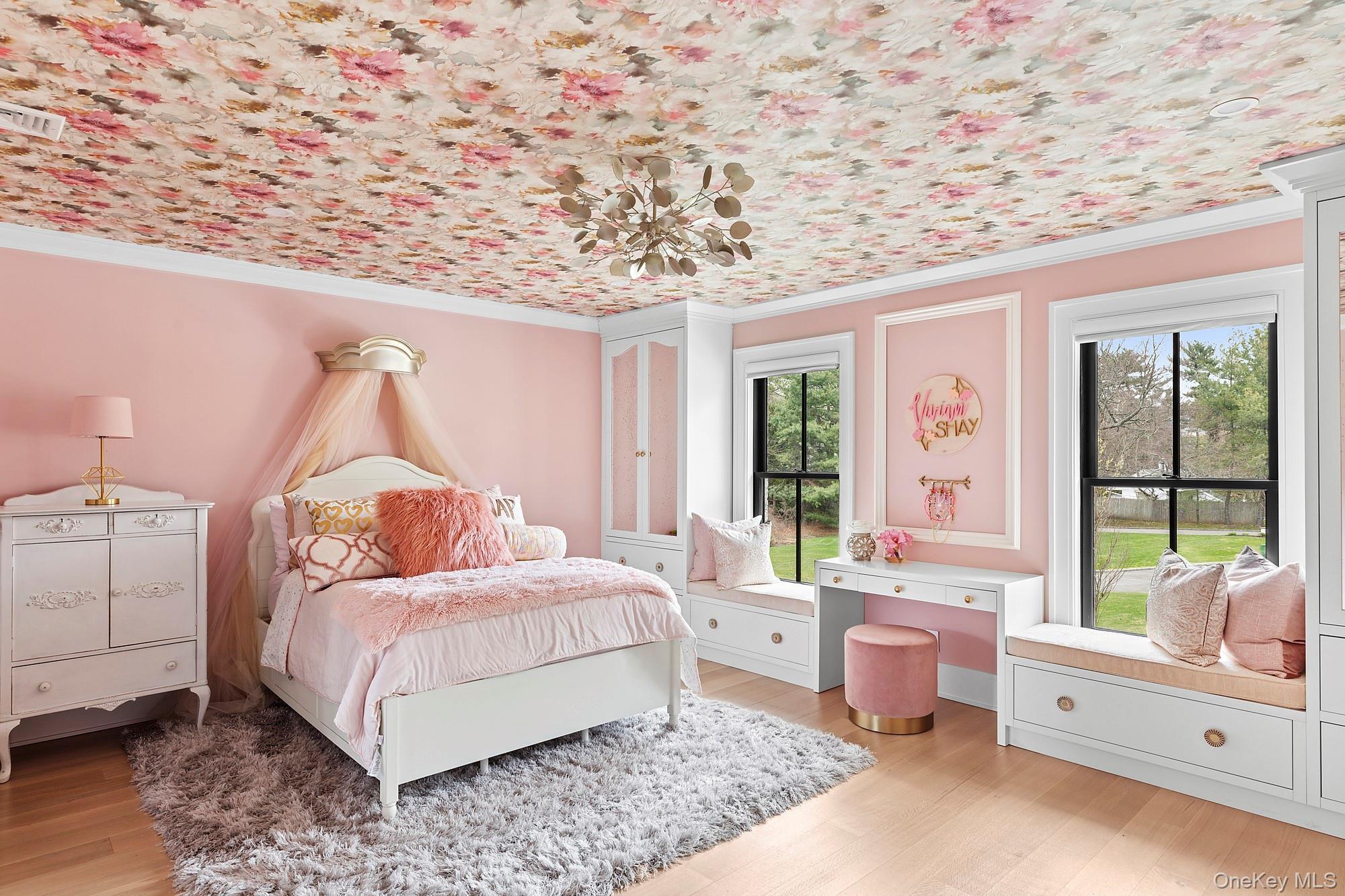 Single Family Pound Hollow Nassau County, NY 11545, MLS-845880-25