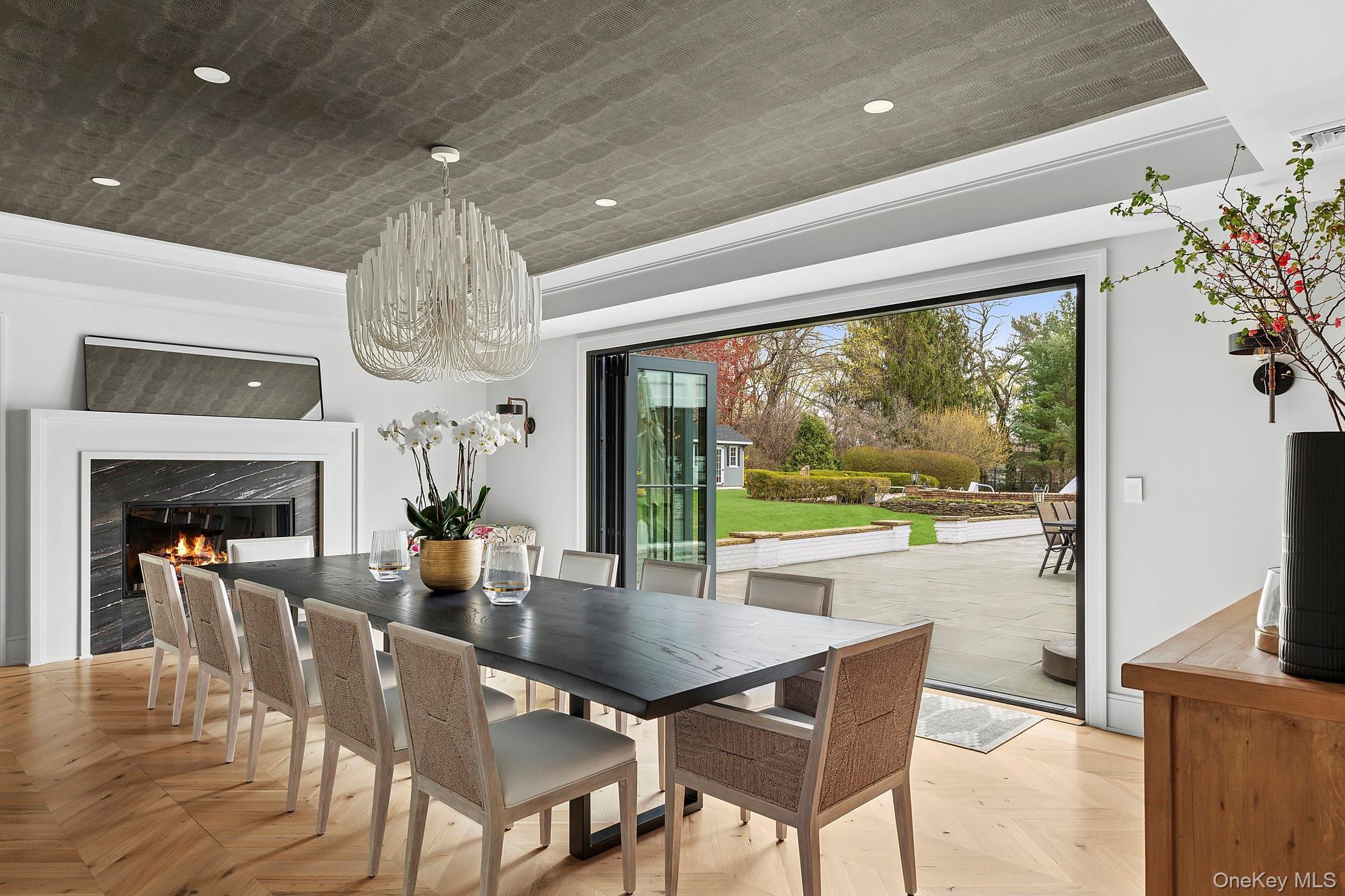 Single Family Pound Hollow Nassau County, NY 11545, MLS-845880-8