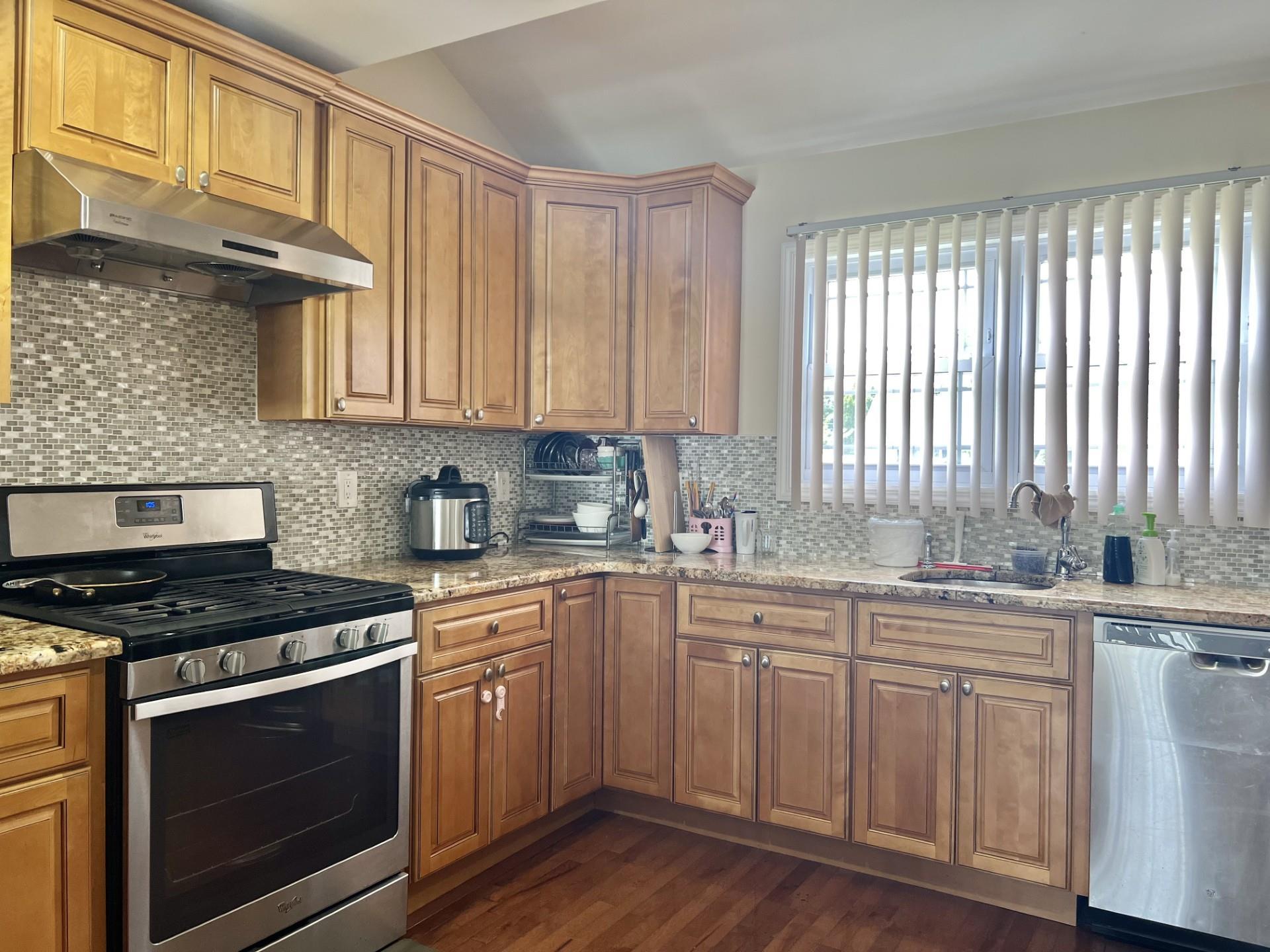 Single Family Fence  Nassau County, NY 11756, MLS-845881-2