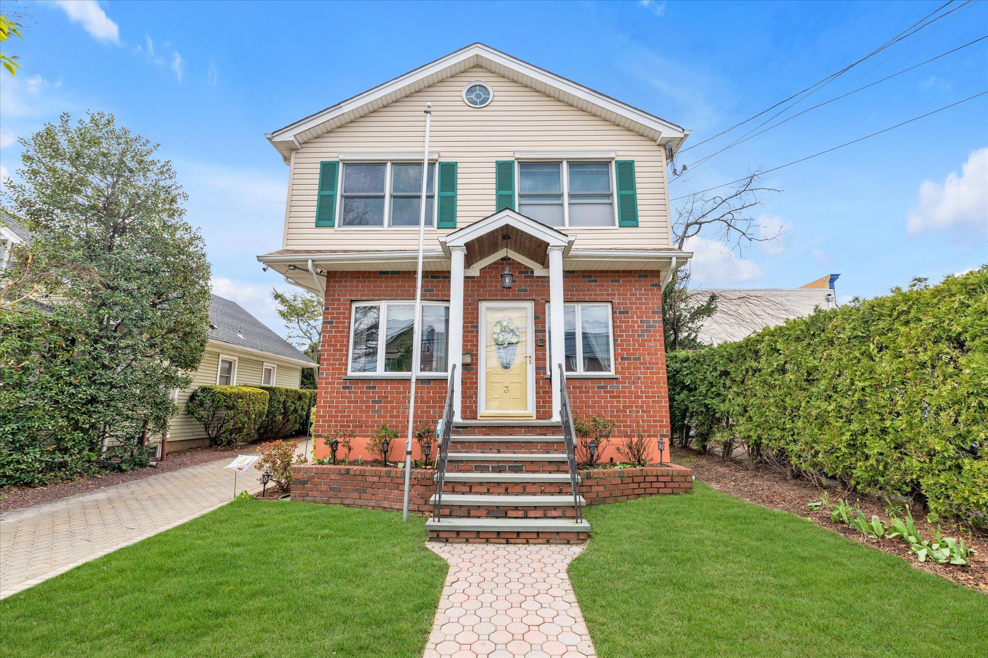 Single Family Hoffman  Nassau County, NY 11040, MLS-845942-28
