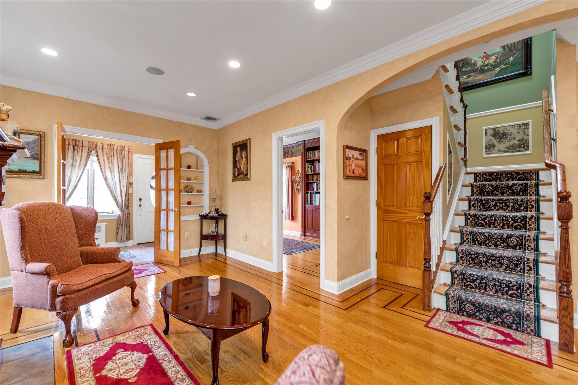 Single Family Hoffman  Nassau County, NY 11040, MLS-845942-4
