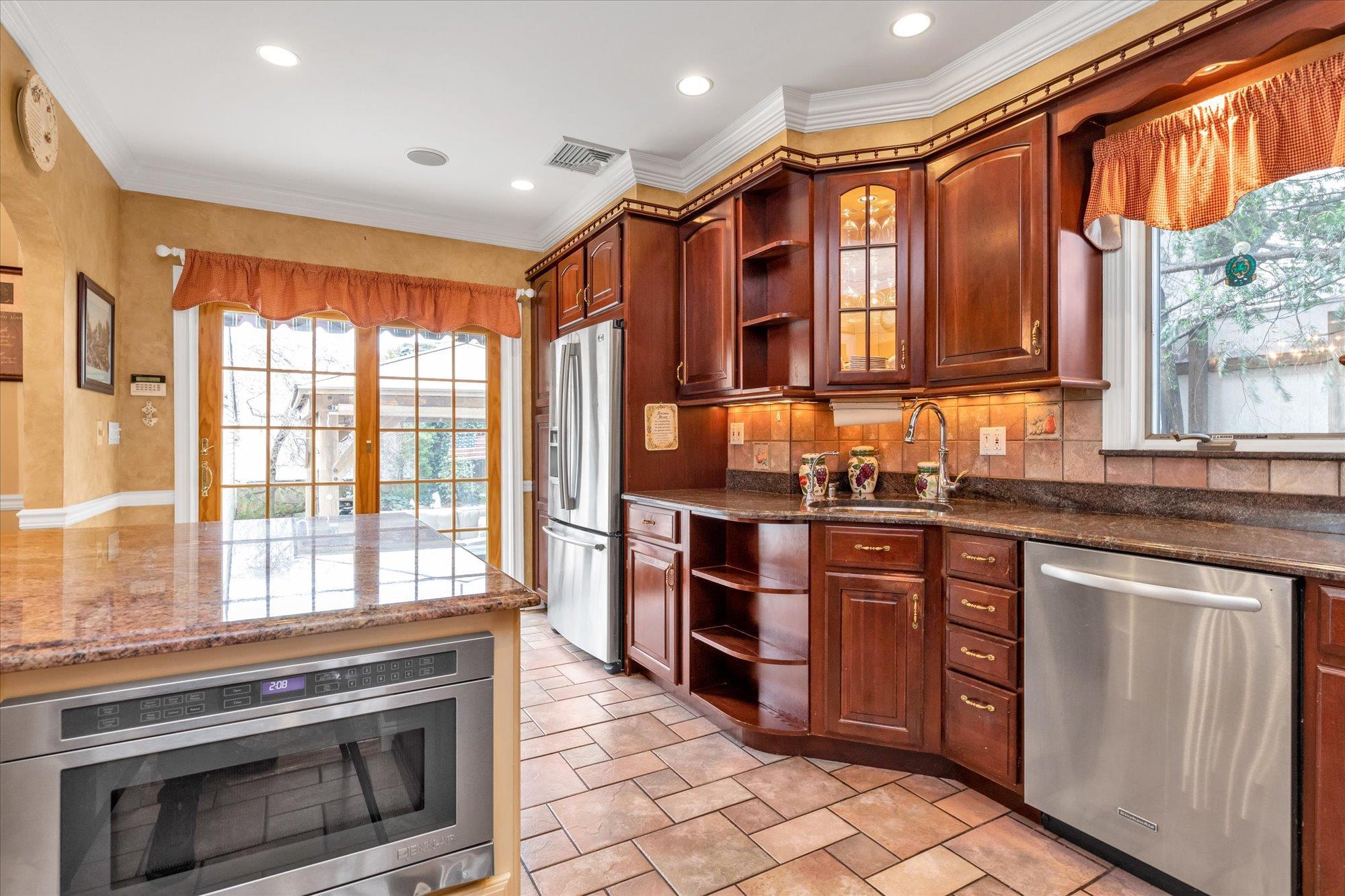 Single Family Hoffman  Nassau County, NY 11040, MLS-845942-8