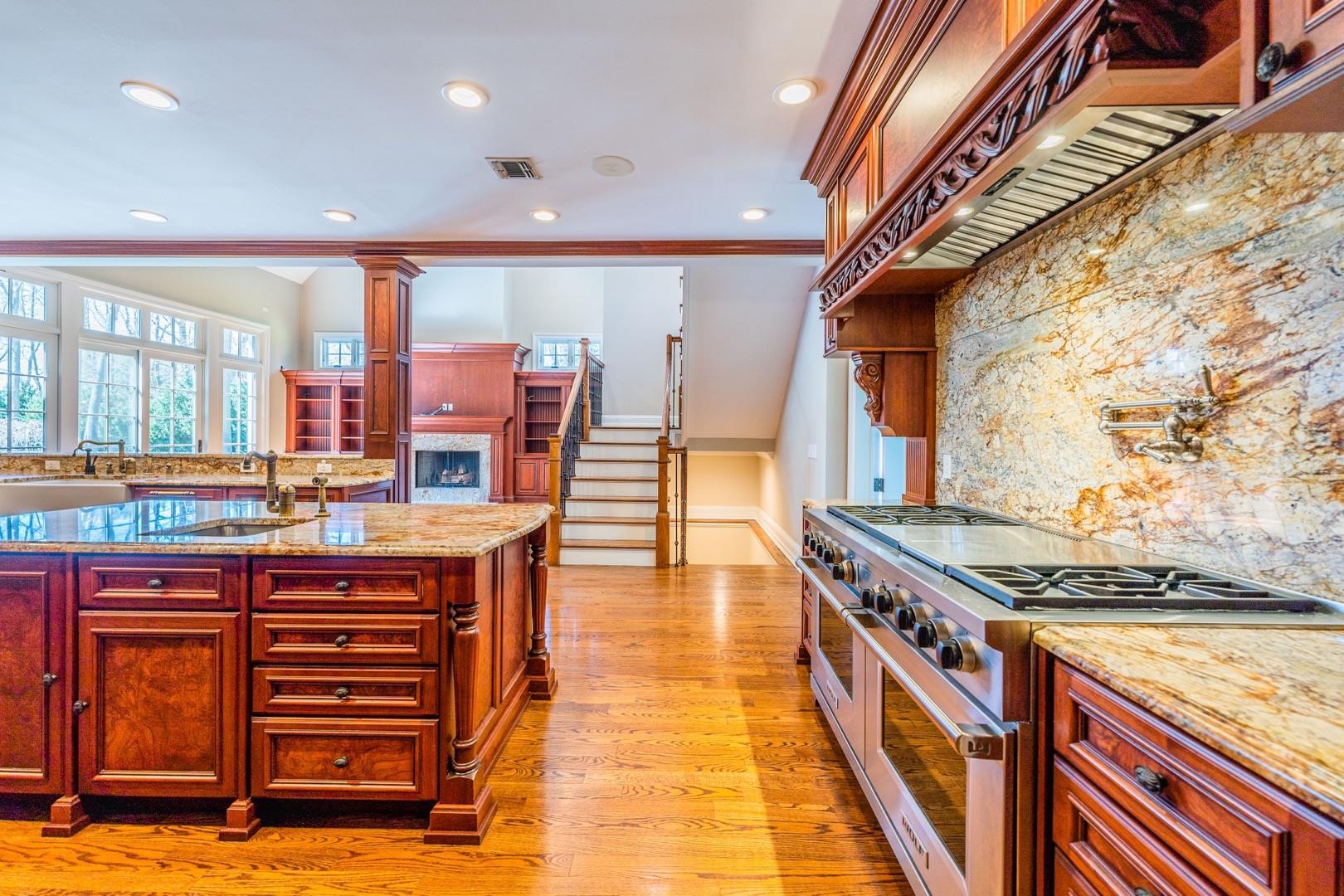 Single Family Victorian  Nassau County, NY 11545, MLS-845947-10