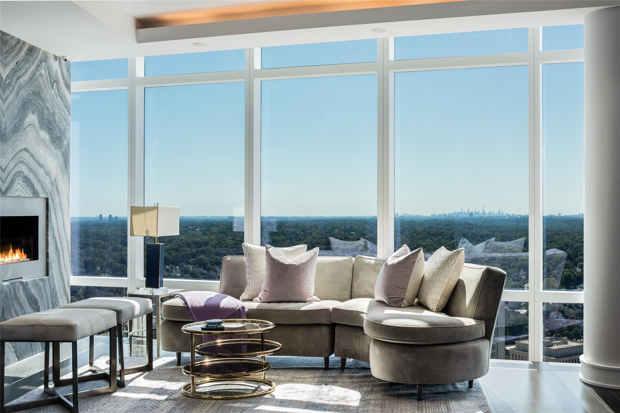 Condo Renaissance Square  Westchester County, NY 10601, MLS-845950-9