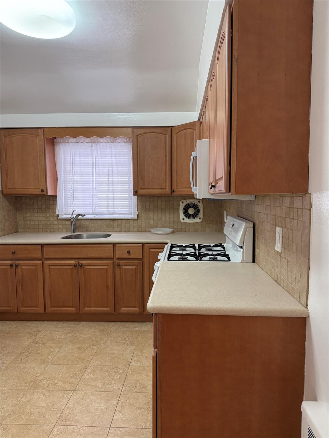 Apartment 42nd Avenue 2nd Floor  Queens, NY 11361, MLS-845958-8