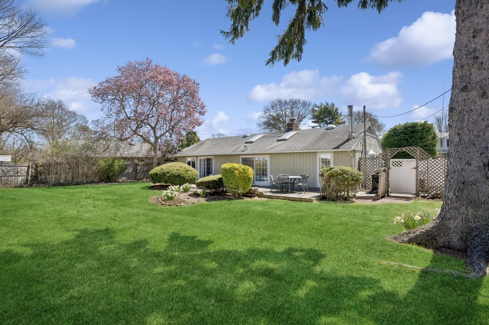 Single Family Southwood  Nassau County, NY 11791, MLS-845962-15