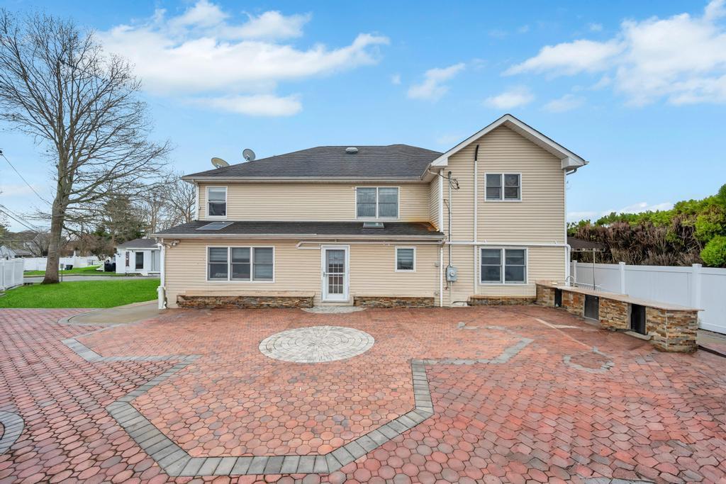 Single Family Garden  Nassau County, NY 11791, MLS-845964-28