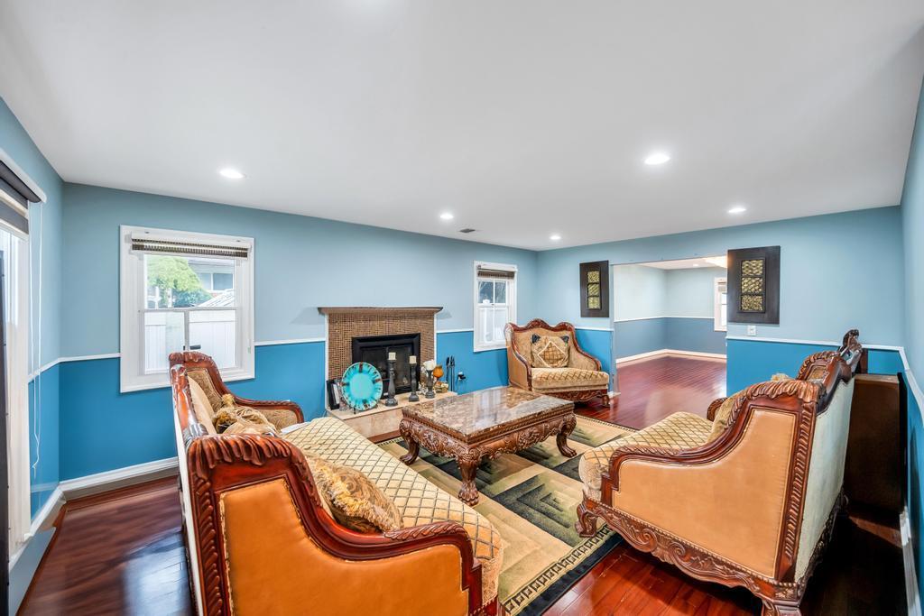 Single Family Garden  Nassau County, NY 11791, MLS-845964-6