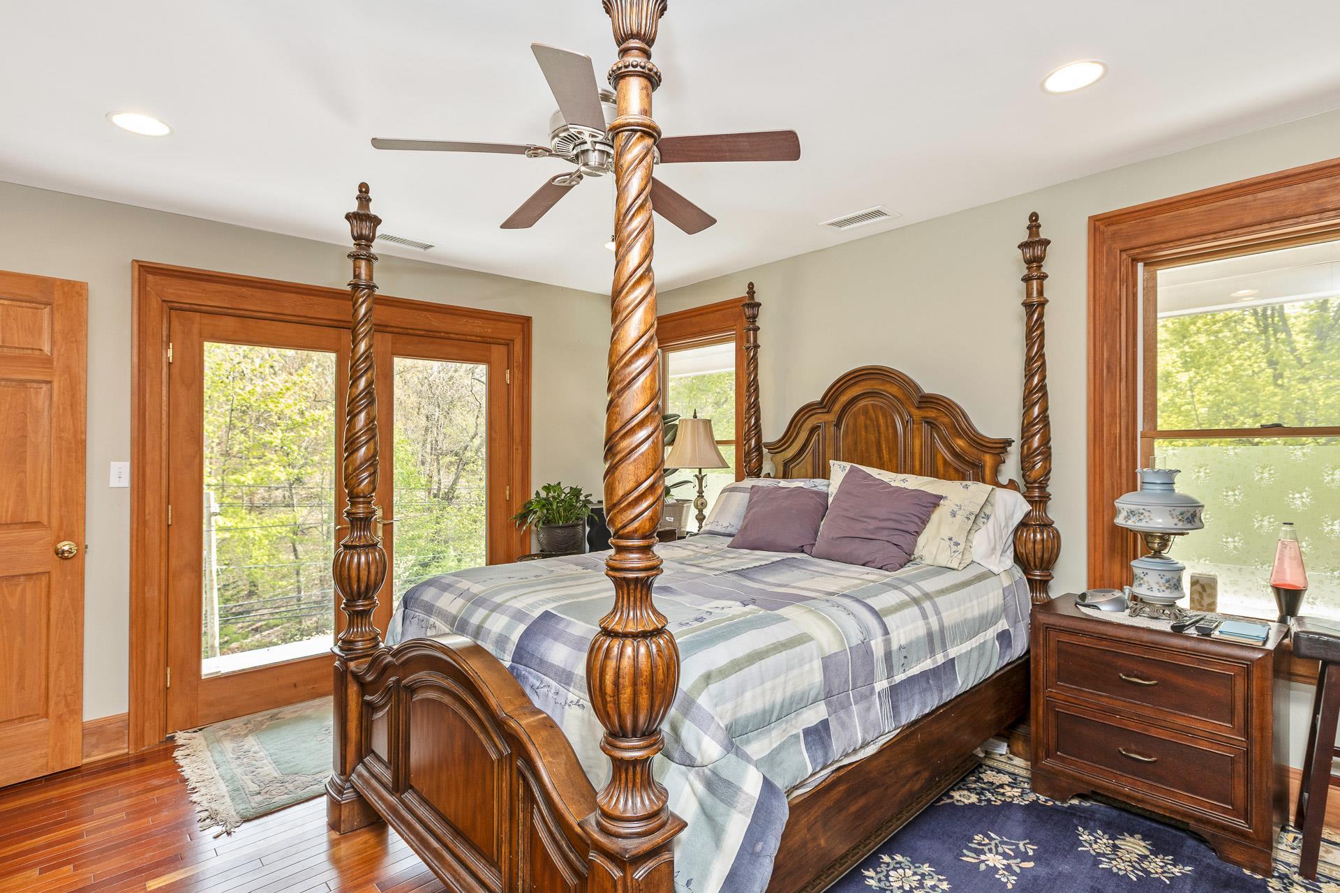 Single Family Ridgeway  Suffolk County, NY 11733, MLS-845994-22