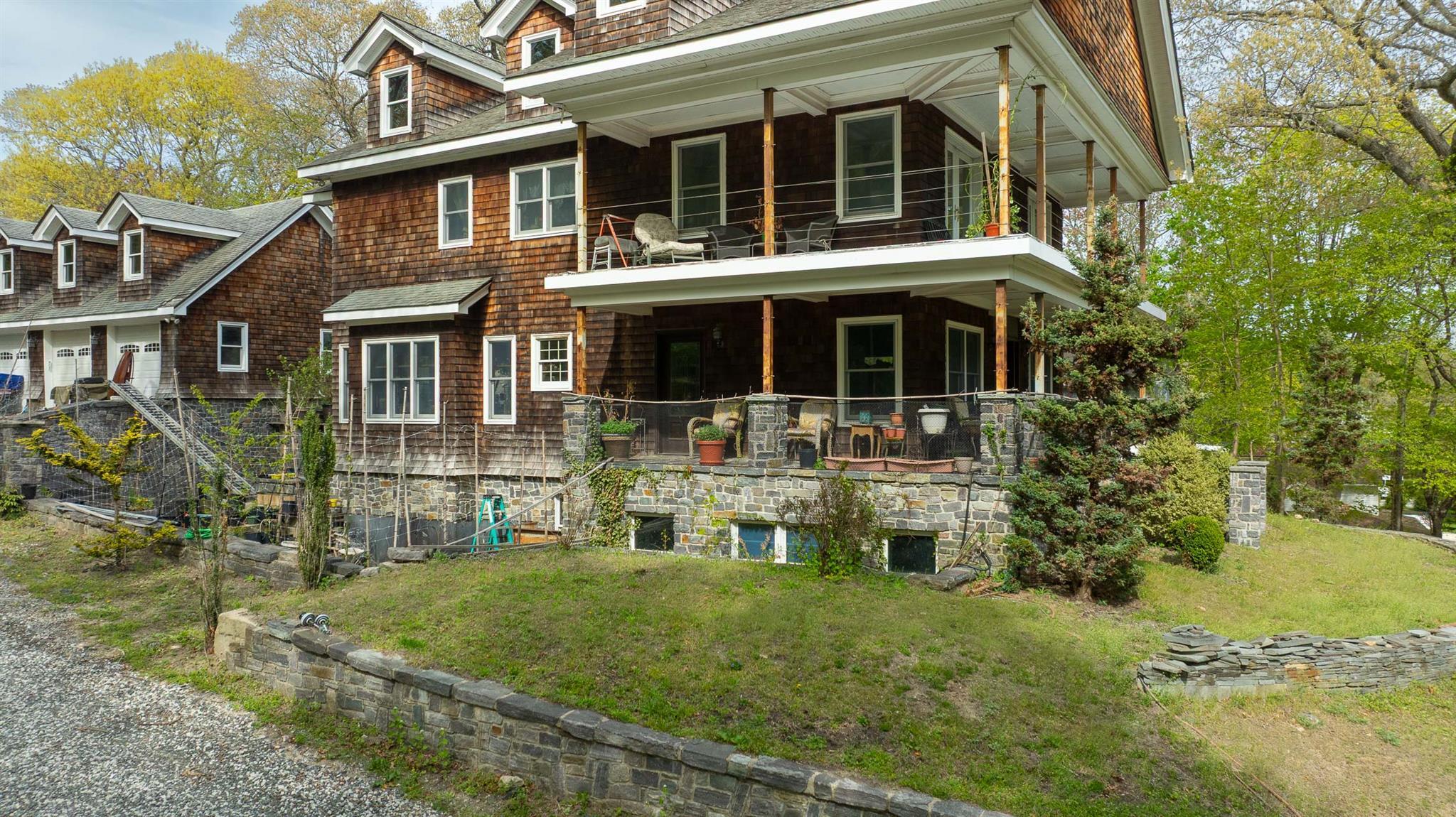 Single Family Ridgeway  Suffolk County, NY 11733, MLS-845994-25