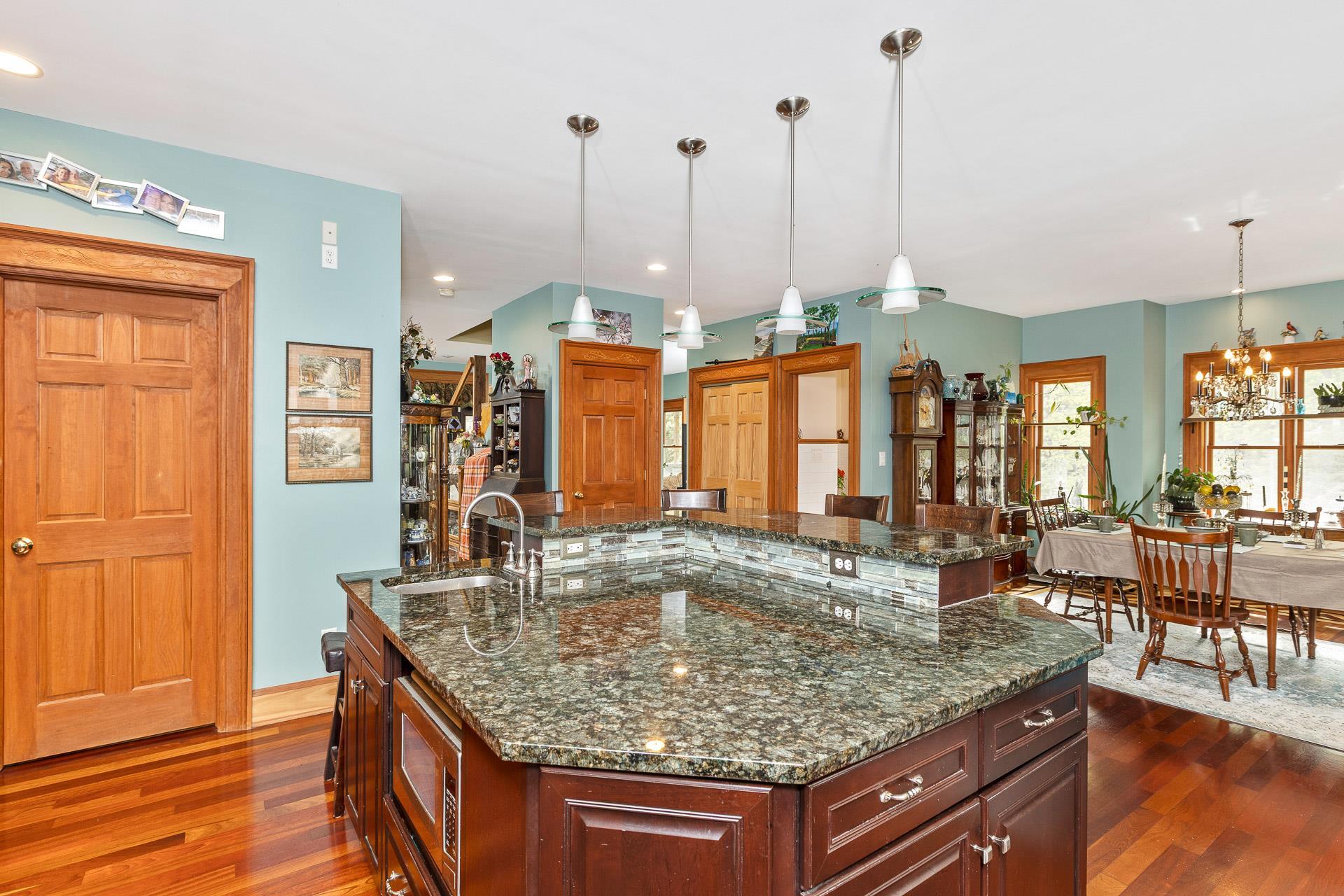Single Family Ridgeway  Suffolk County, NY 11733, MLS-845994-6