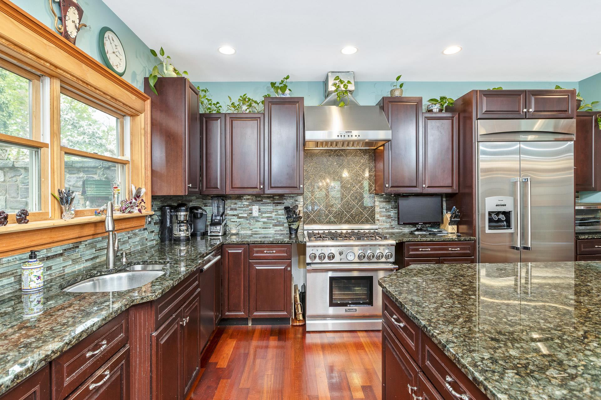 Single Family Ridgeway  Suffolk County, NY 11733, MLS-845994-7
