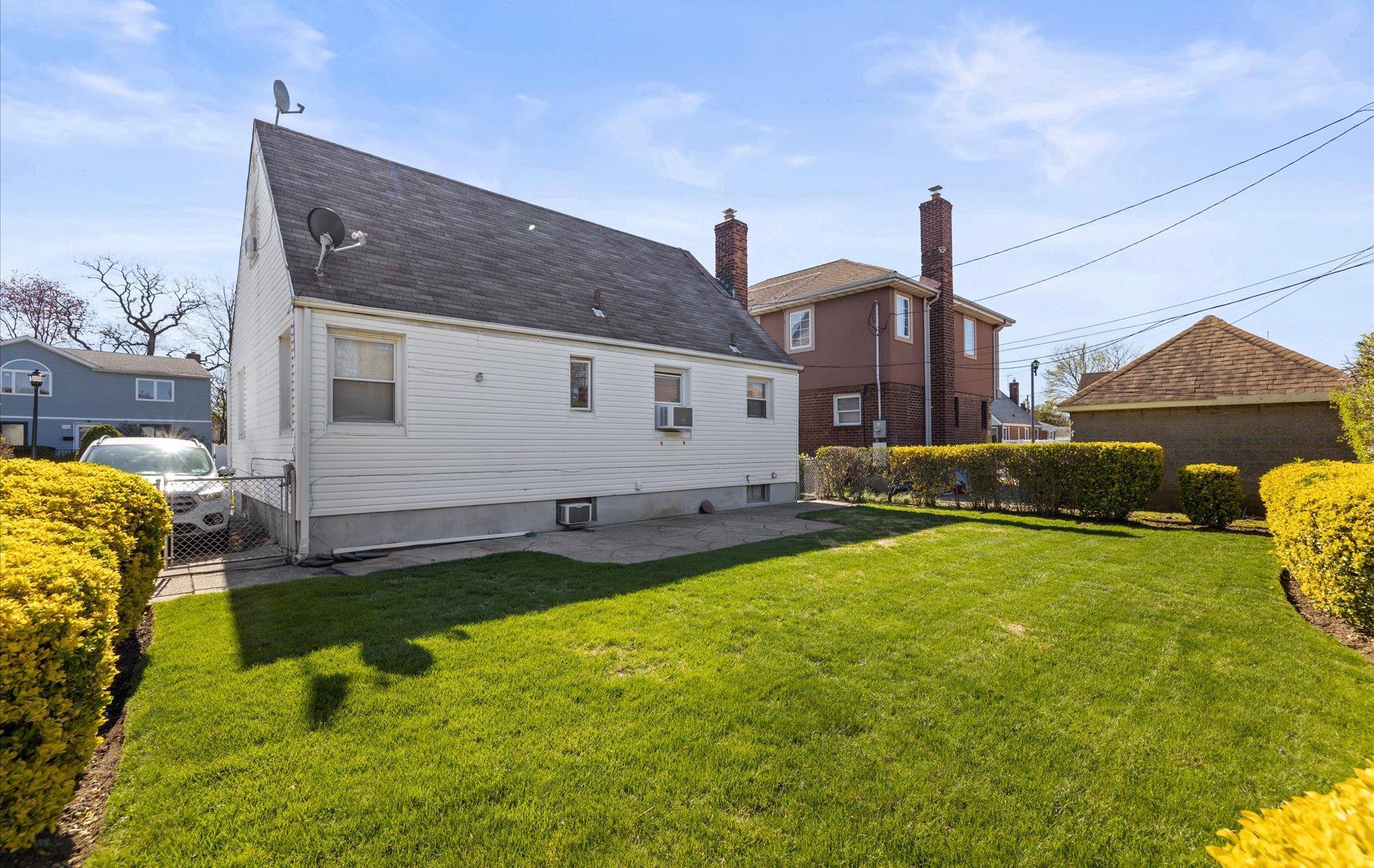 Single Family Fieldmere Street  Nassau County, NY 11003, MLS-846028-18
