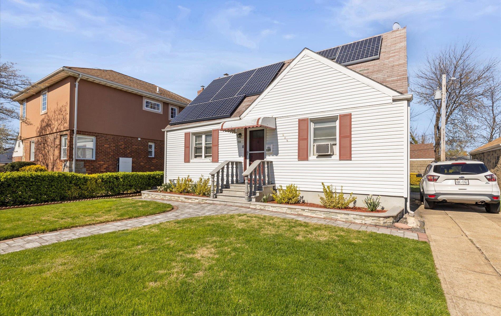 Single Family Fieldmere Street  Nassau County, NY 11003, MLS-846028-2