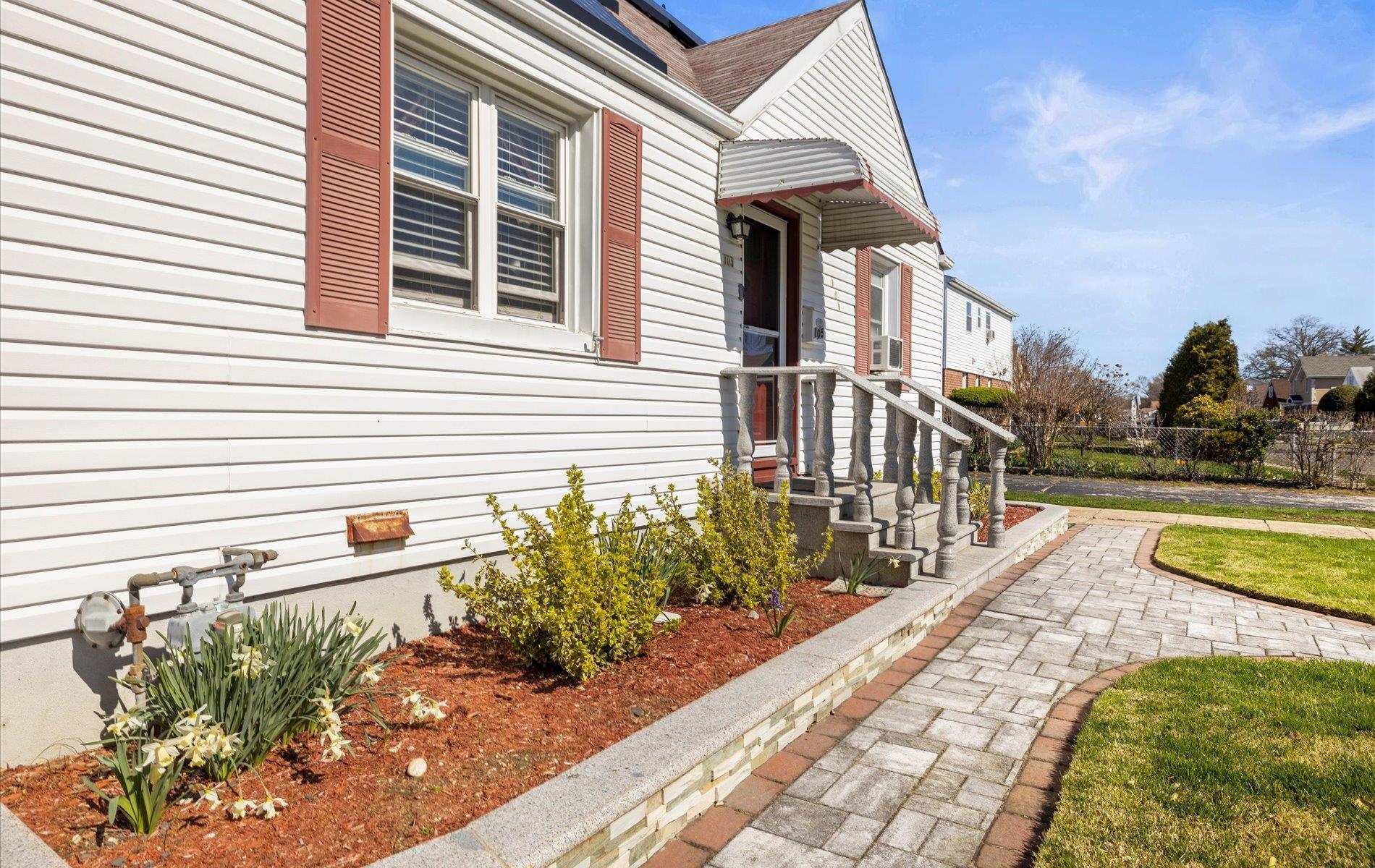 Single Family Fieldmere Street  Nassau County, NY 11003, MLS-846028-3