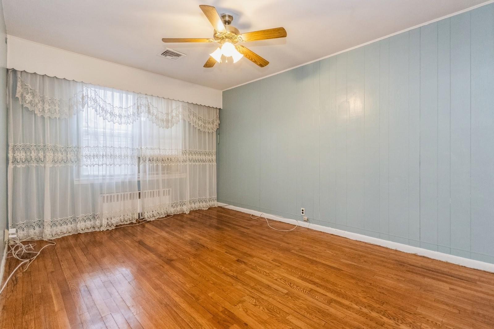 Single Family Grace  Bronx, NY 10466, MLS-846039-20