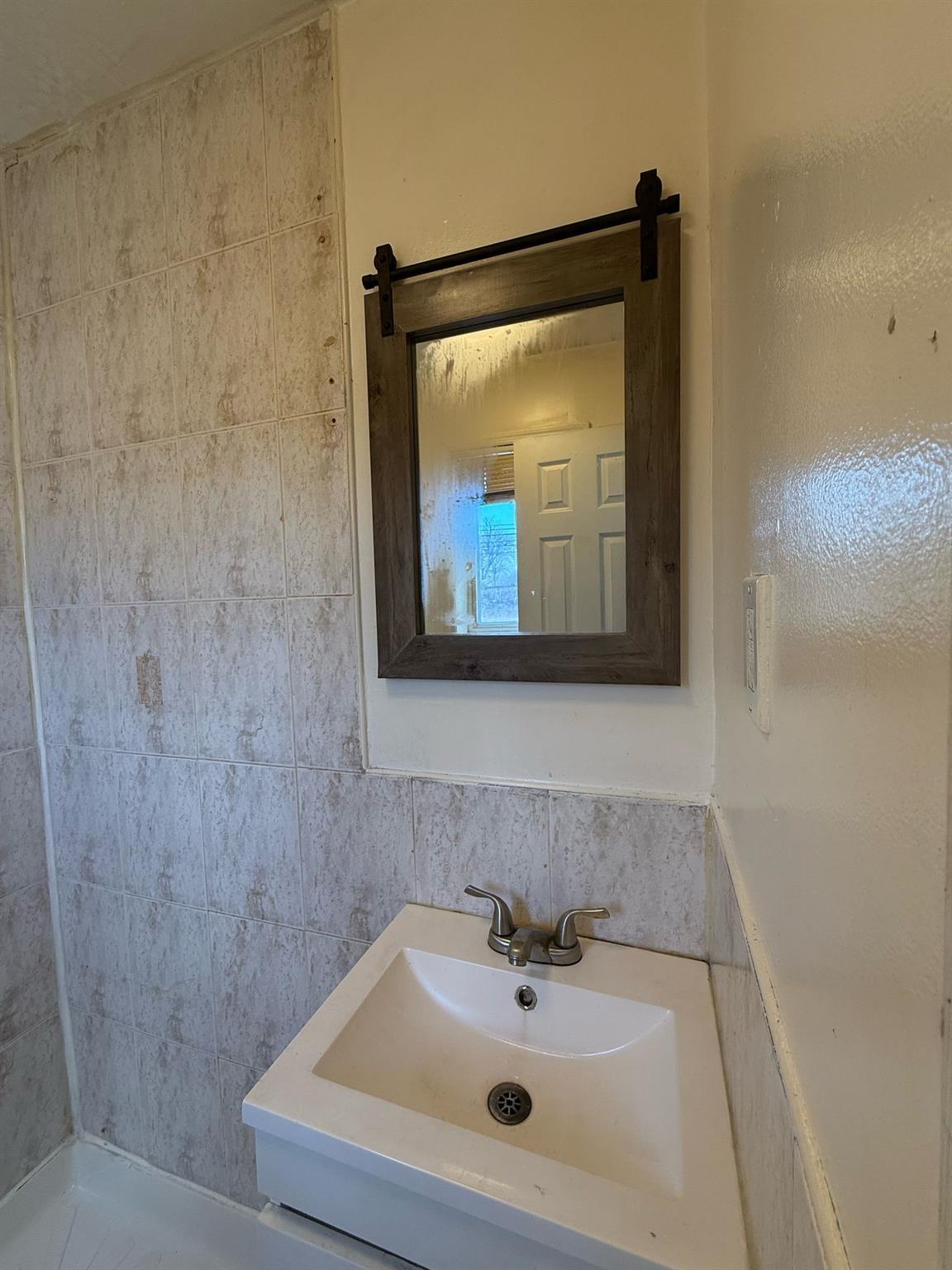 Apartment 191st  Queens, NY 11423, MLS-846066-4