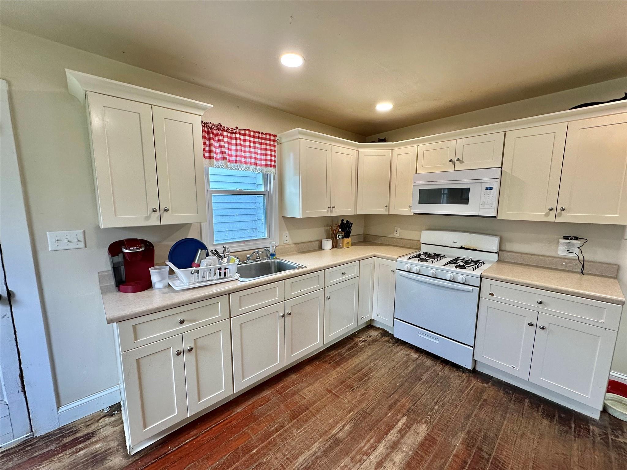 Single Family Hoffman  Ulster County, NY 12589, MLS-846081-12