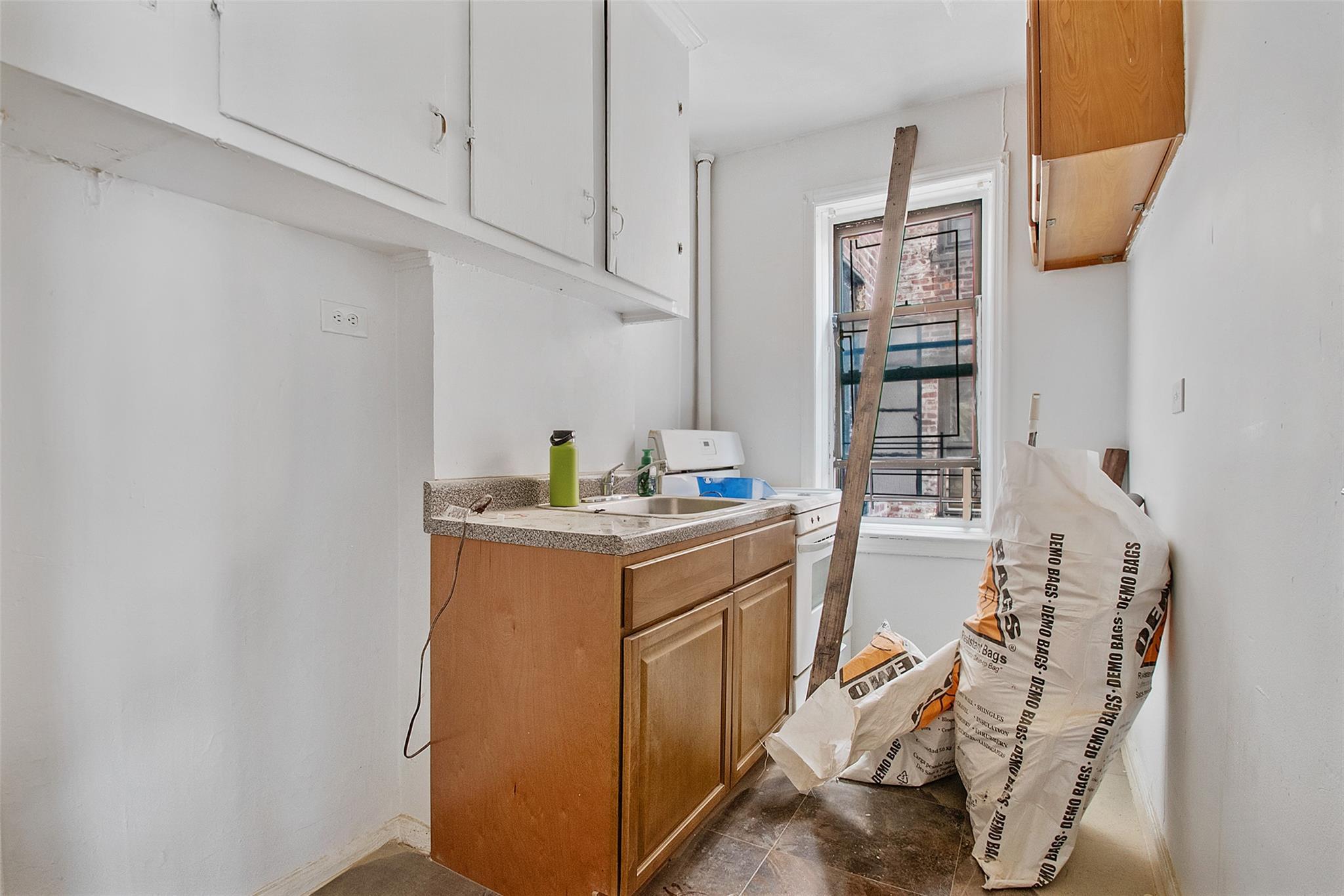 Coop 178th  Bronx, NY 10457, MLS-846089-6