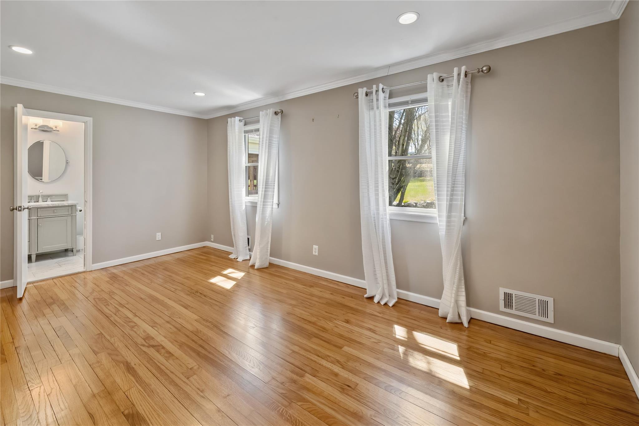 Single Family Oak Tree  Rockland County, NY 10964, MLS-846094-24