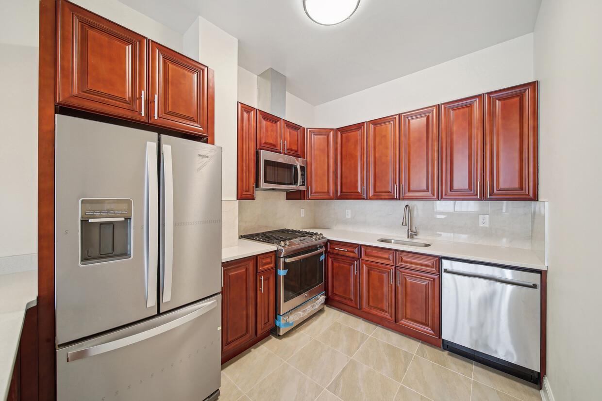 Apartment 9th  Brooklyn, NY 11249, MLS-846095-3