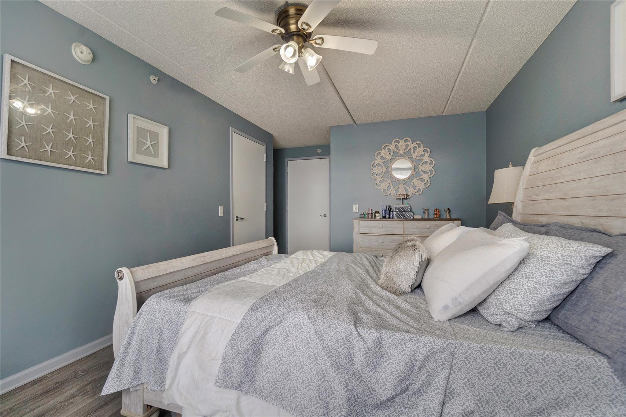 Condo Rockaway Beach  Queens, NY 11693, MLS-846117-11
