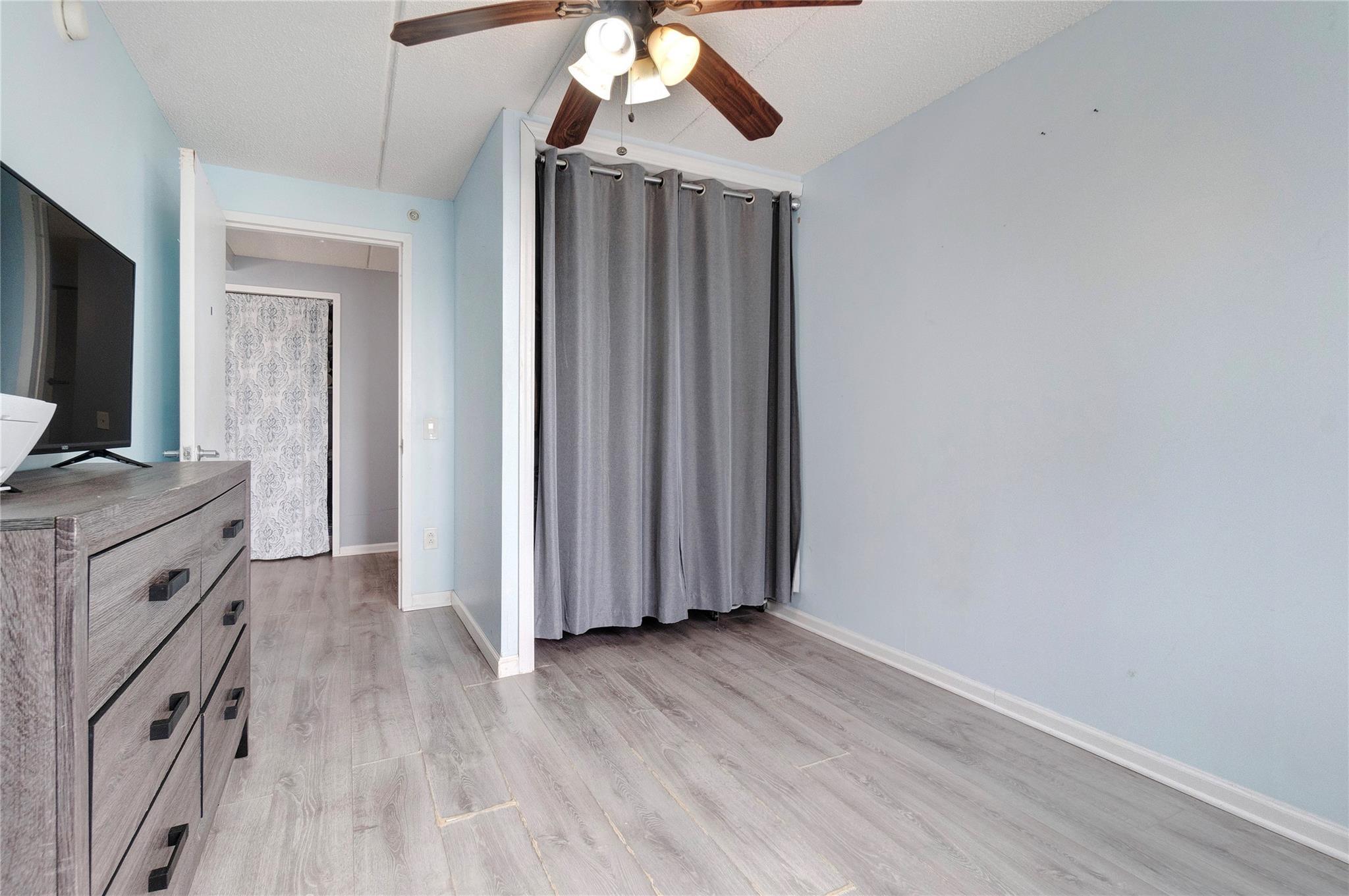 Condo Rockaway Beach  Queens, NY 11693, MLS-846117-17