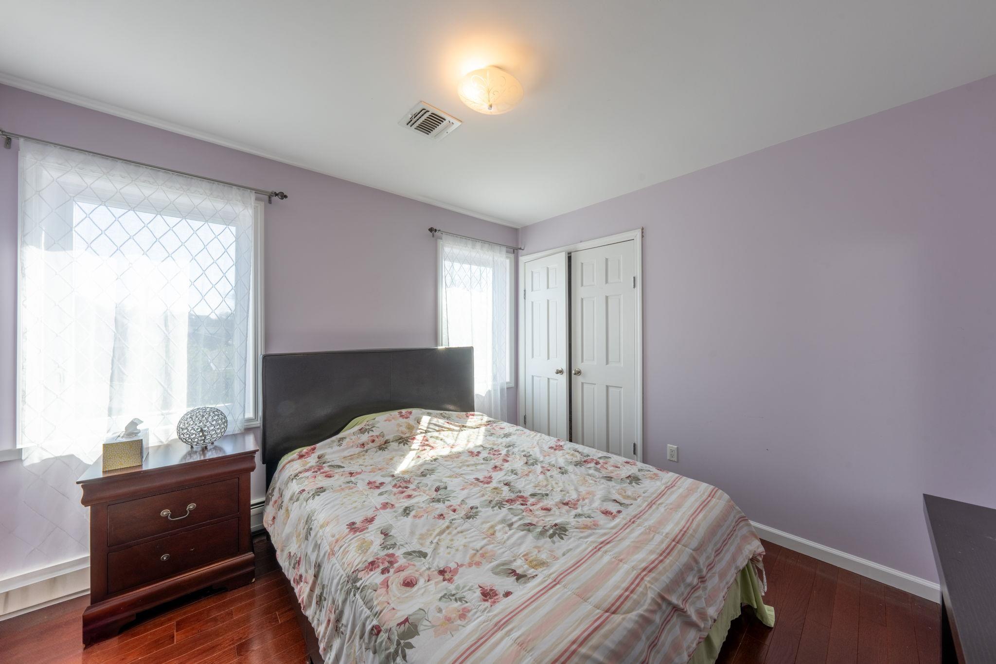Single Family Collfield  Staten Island, NY 10302, MLS-846133-13