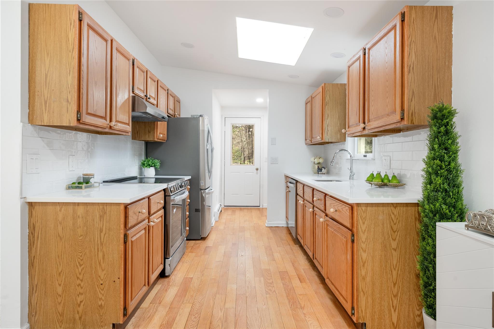 Single Family Colabaugh Pond  Westchester County, NY 10520, MLS-846197-15