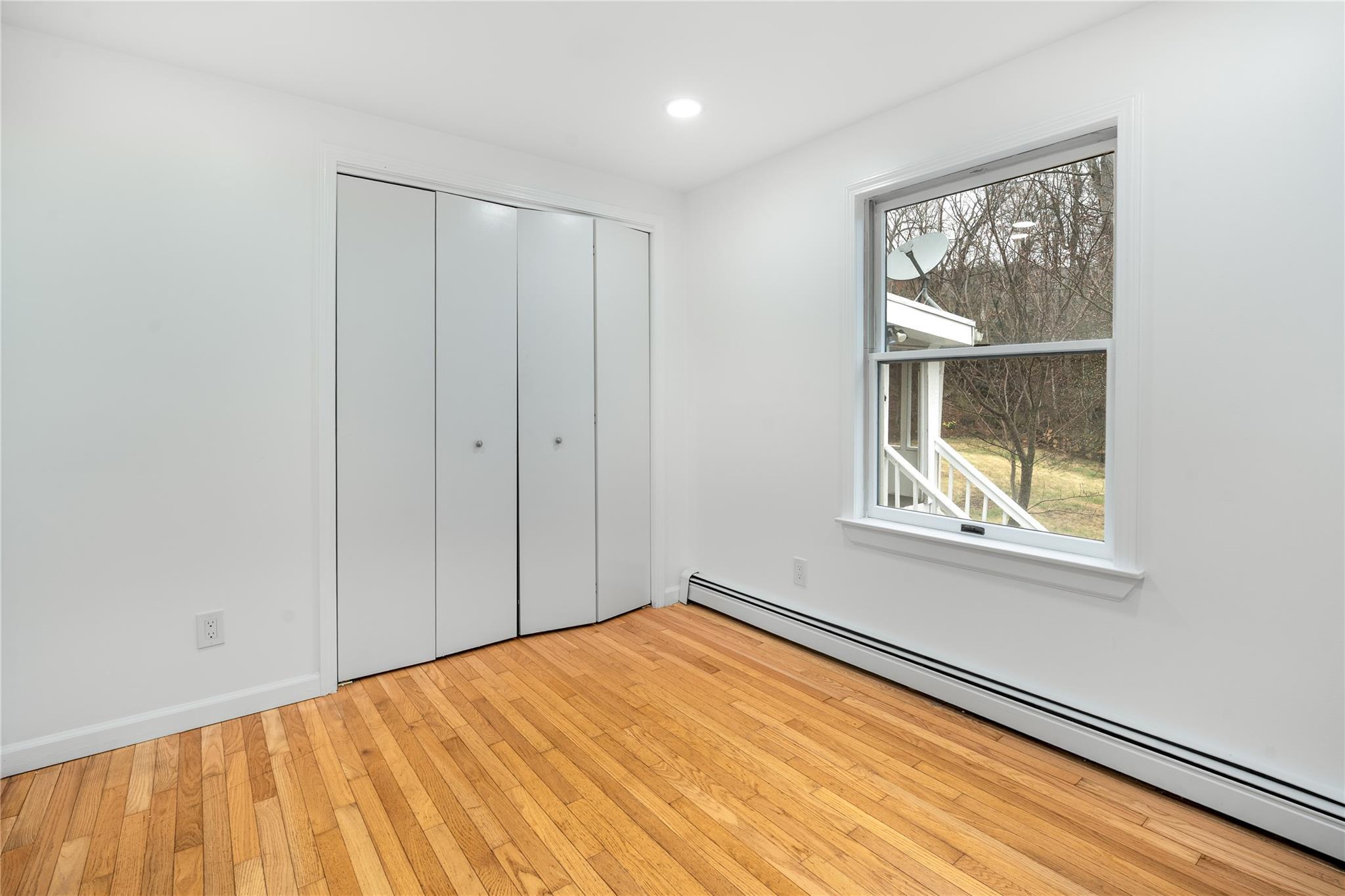 Single Family Colabaugh Pond  Westchester County, NY 10520, MLS-846197-23