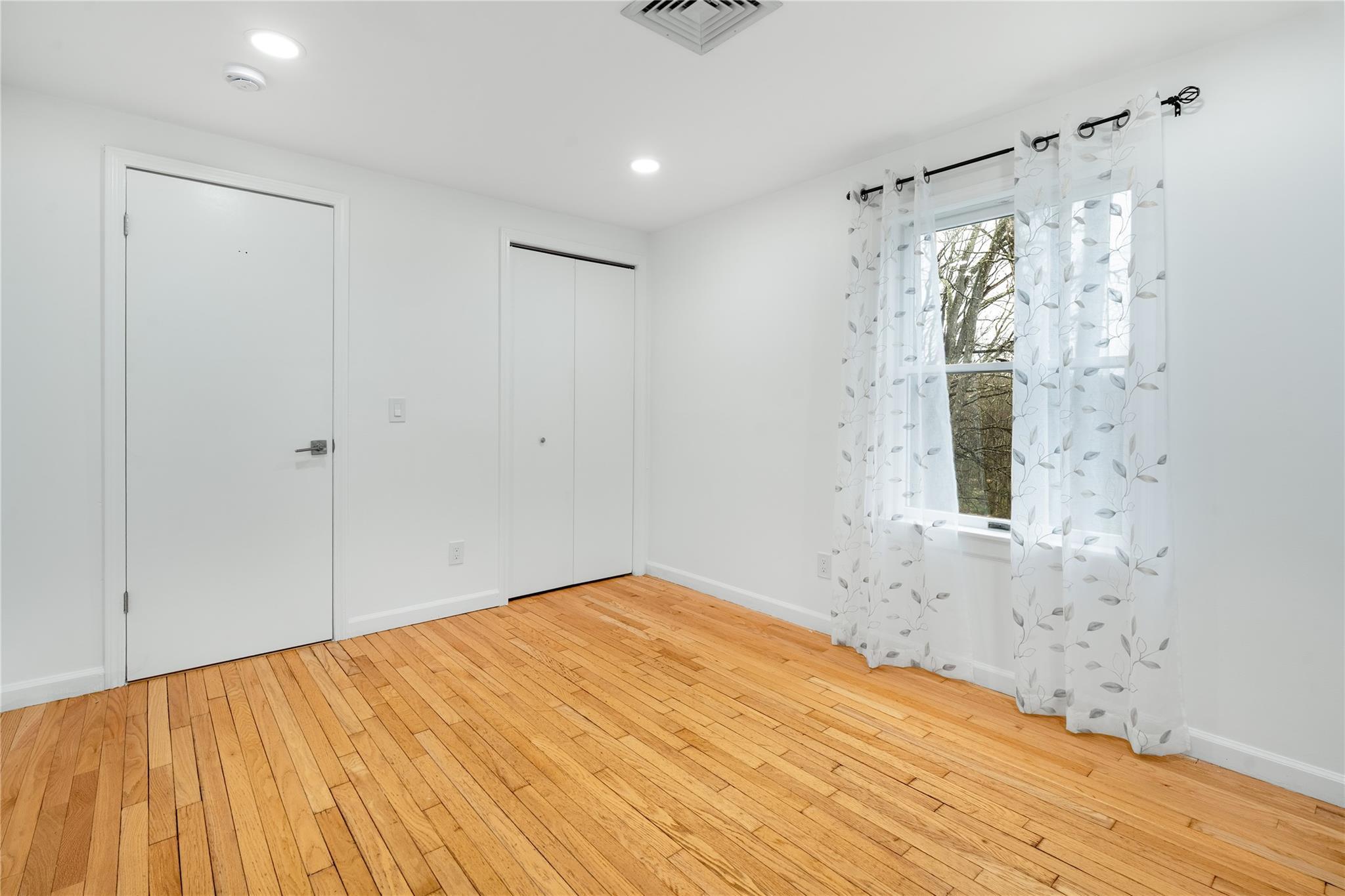 Single Family Colabaugh Pond  Westchester County, NY 10520, MLS-846197-25
