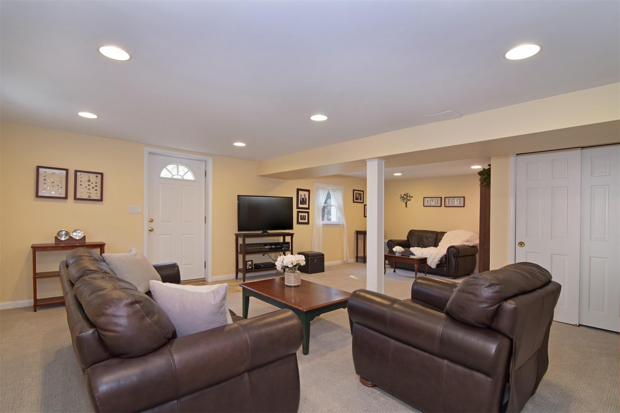 Single Family Marianna  Westchester County, NY 10706, MLS-846199-18