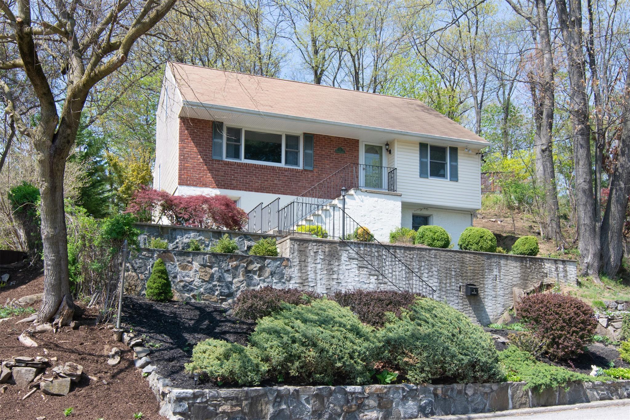 Single Family Marianna  Westchester County, NY 10706, MLS-846199-27