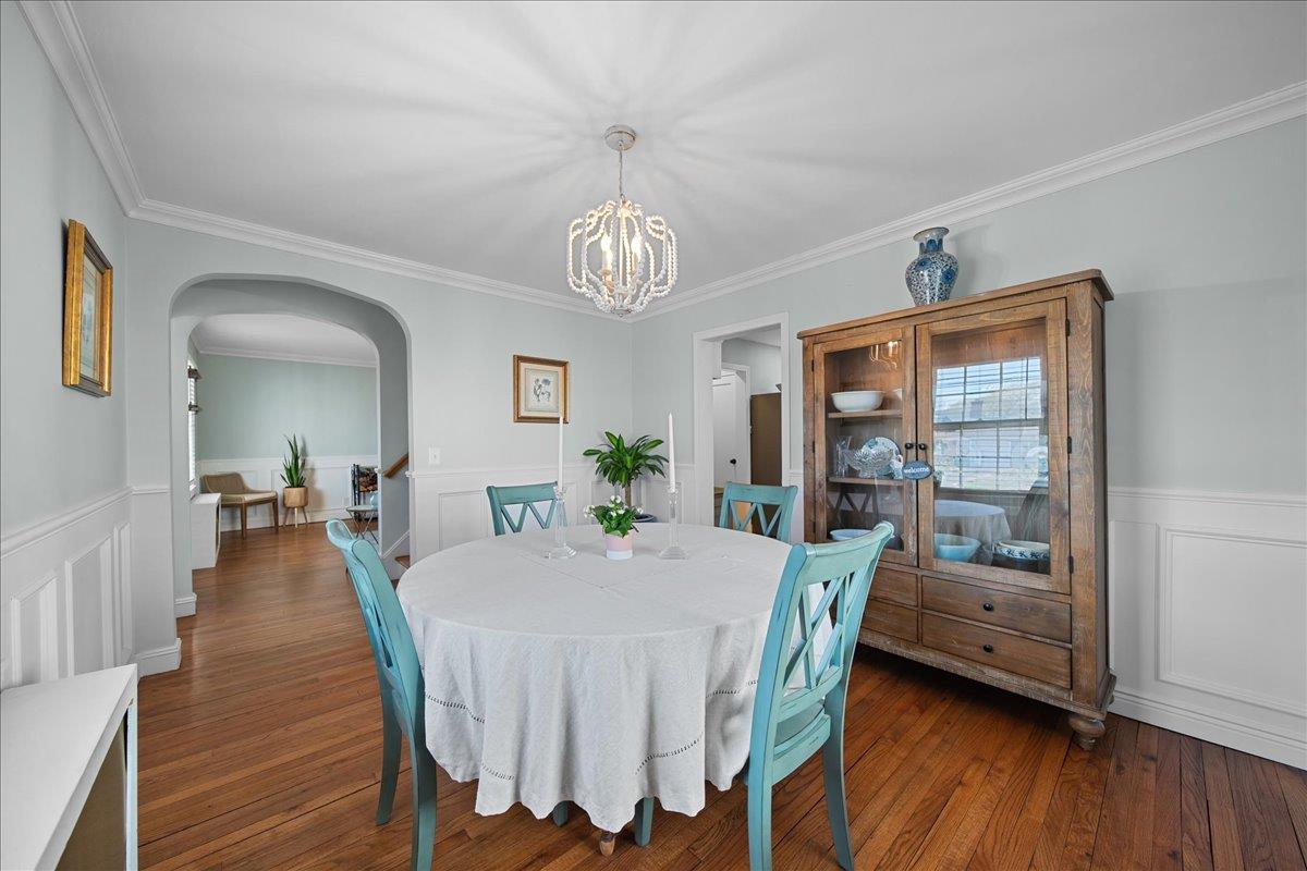 Single Family Seafield  Suffolk County, NY 11706, MLS-846209-10