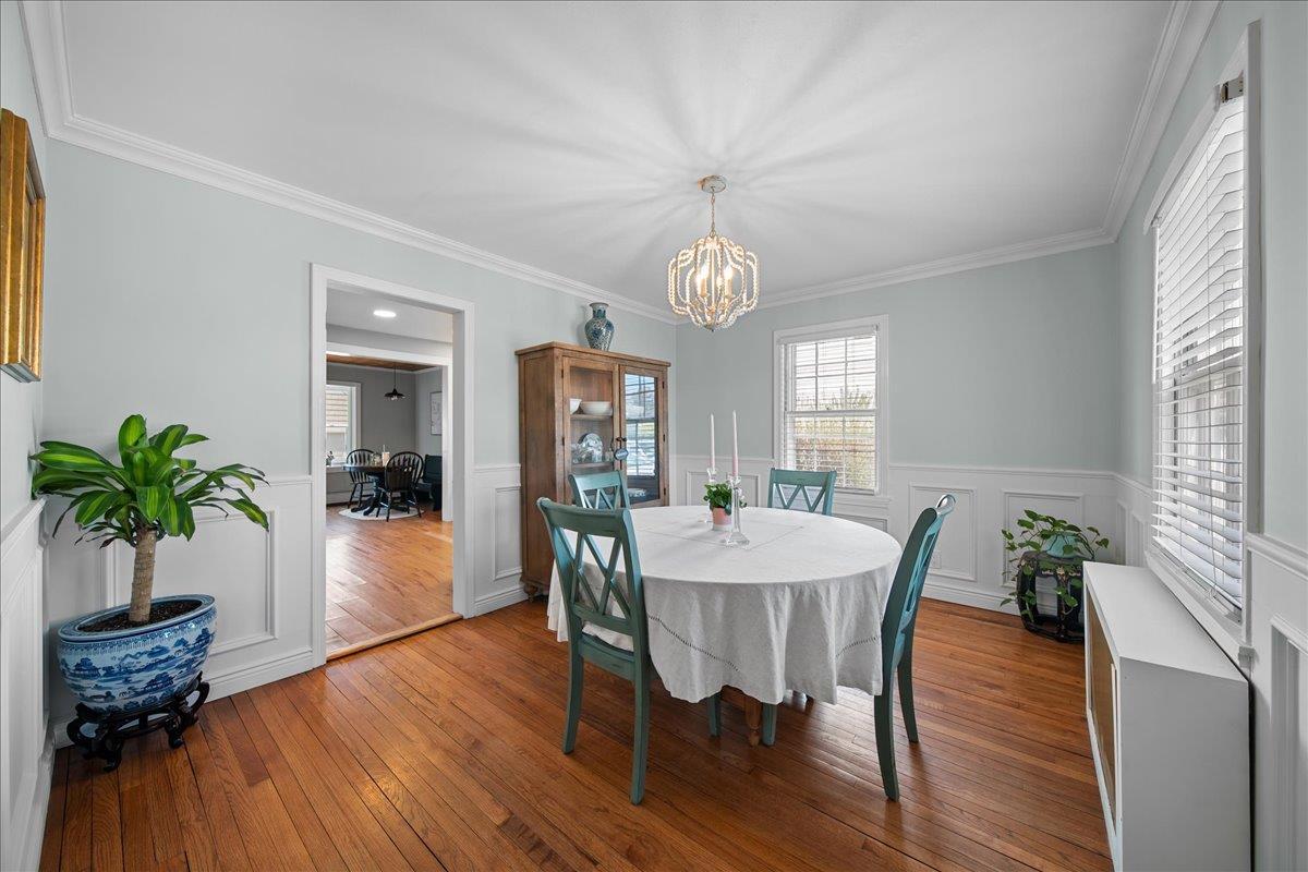 Single Family Seafield  Suffolk County, NY 11706, MLS-846209-11