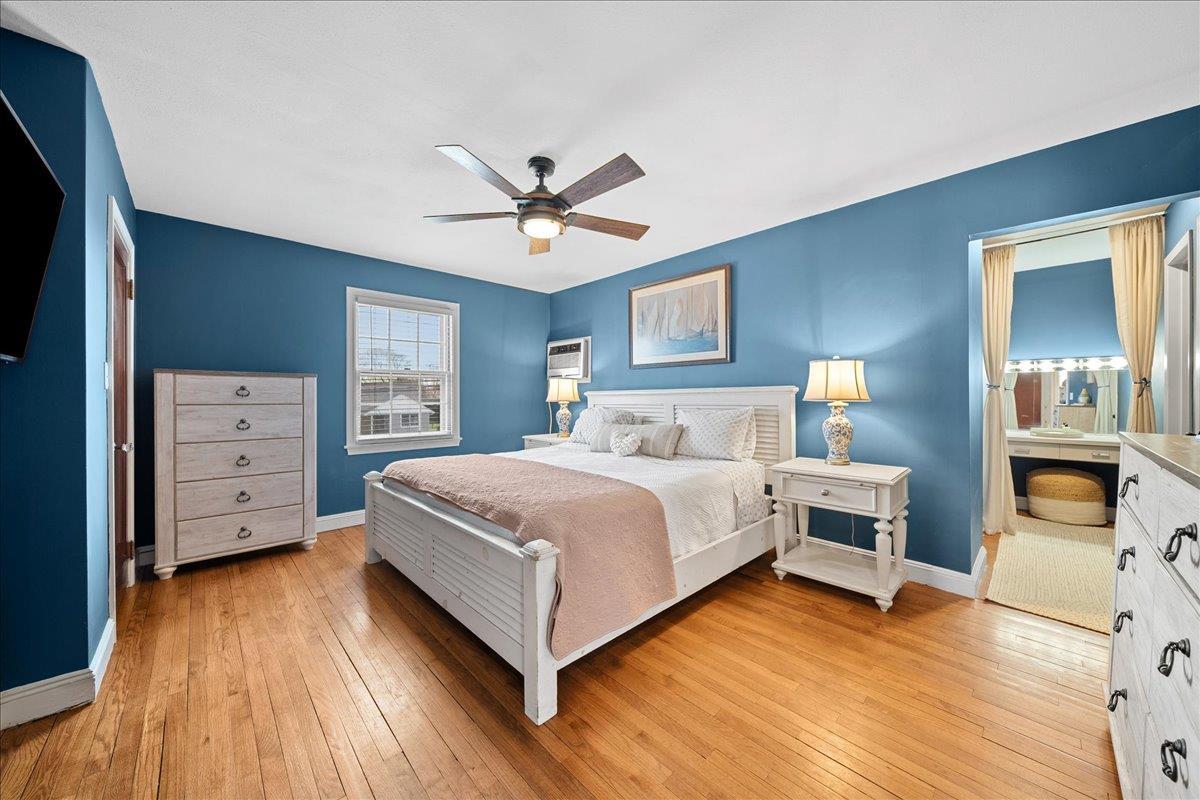 Single Family Seafield  Suffolk County, NY 11706, MLS-846209-28