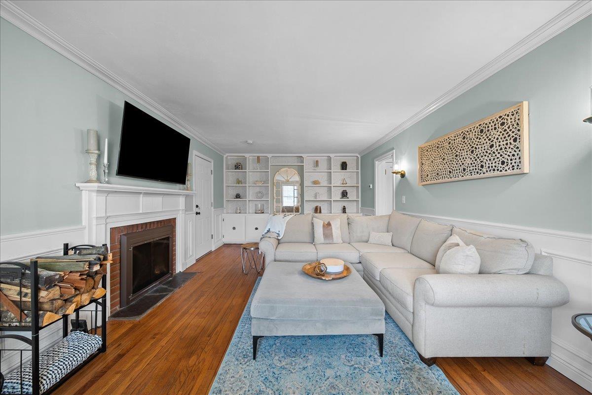Single Family Seafield  Suffolk County, NY 11706, MLS-846209-5
