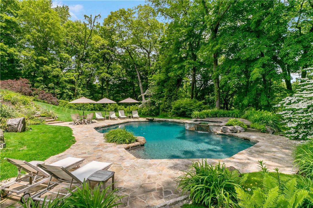 Single Family Haights Cross  Westchester County, NY 10514, MLS-846261-37