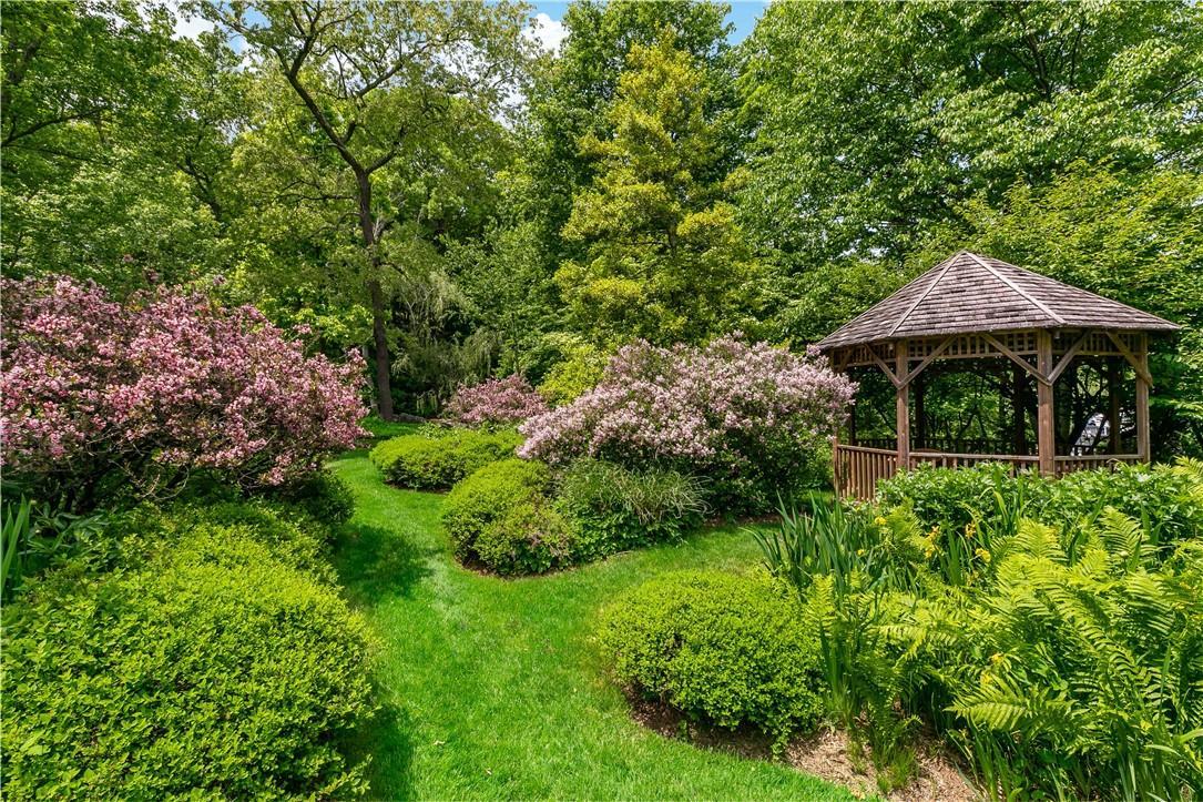 Single Family Haights Cross  Westchester County, NY 10514, MLS-846261-38